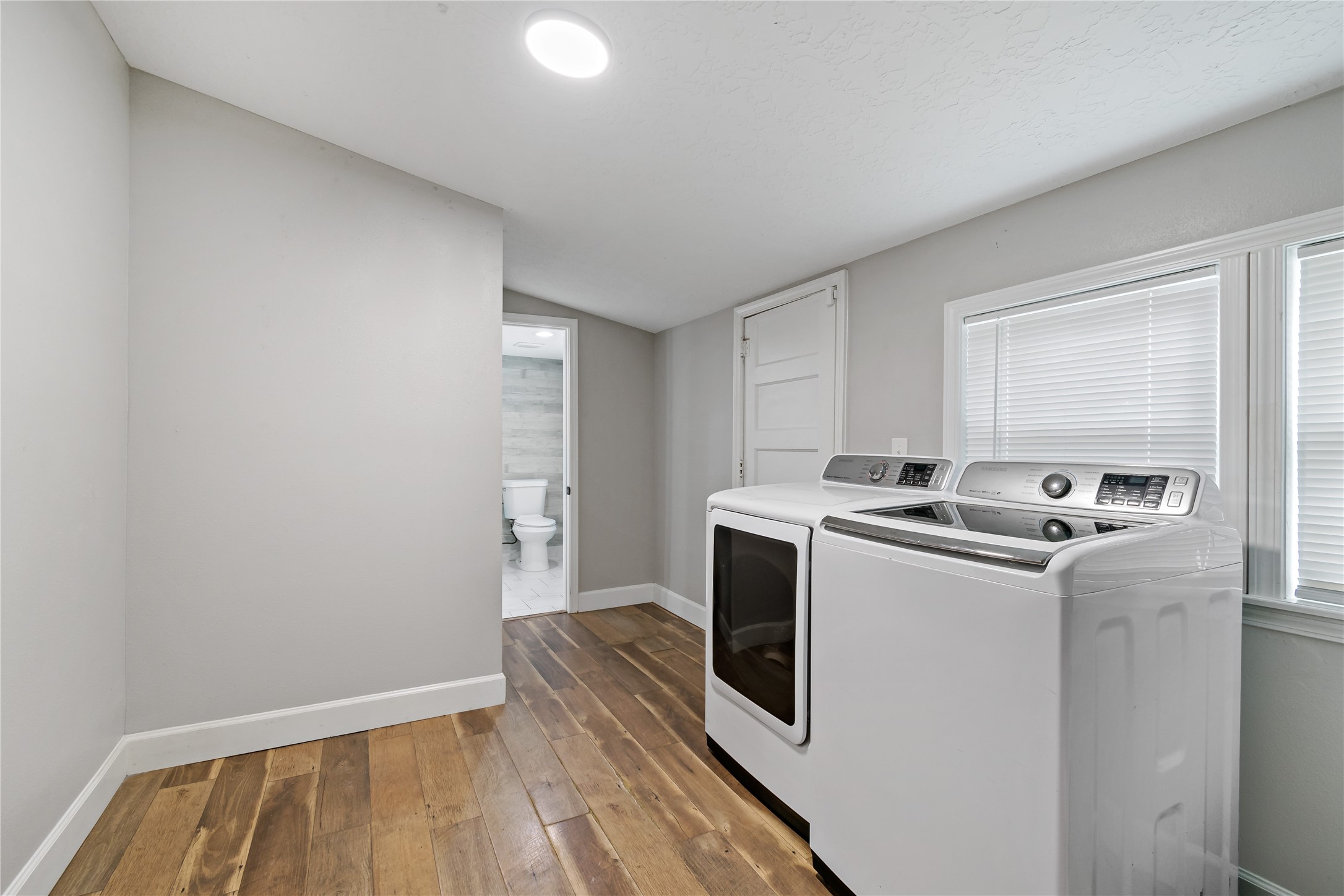 1210 W Broad Street Property Photo 18