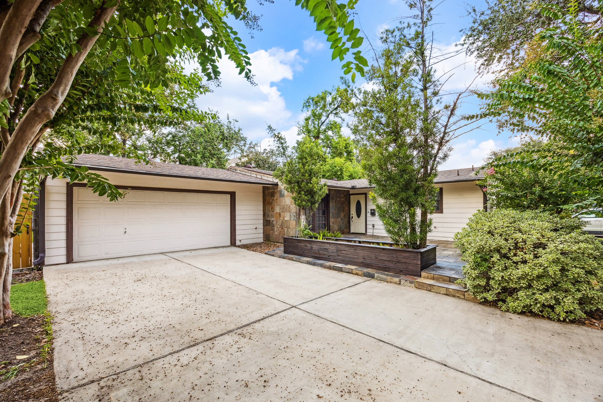 5326 Pagewood Lane Property Photo 8