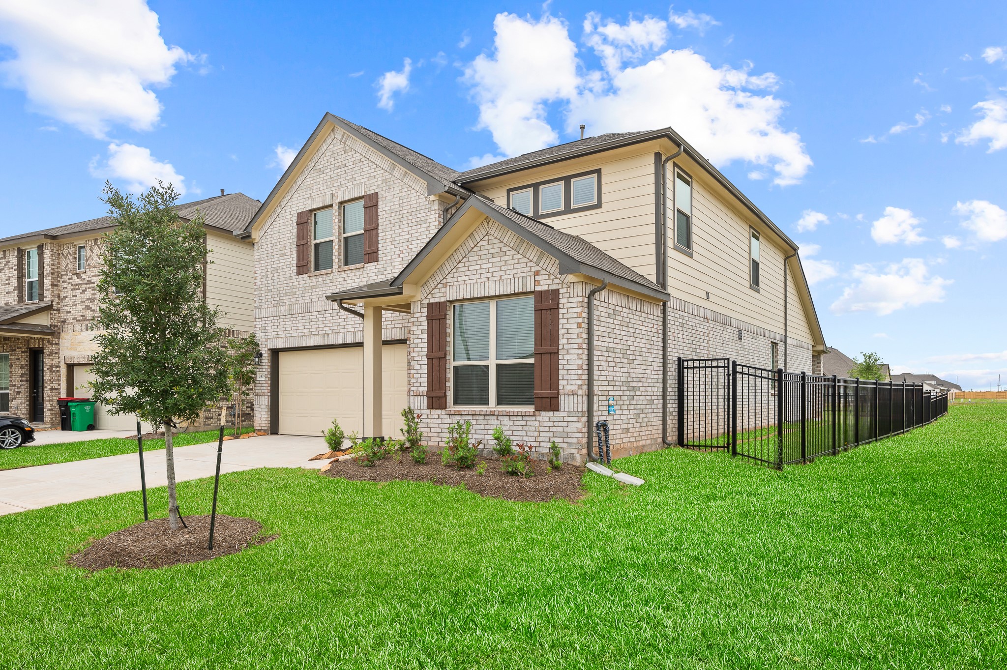 2472 Fairway Harbor Drive Property Photo 4