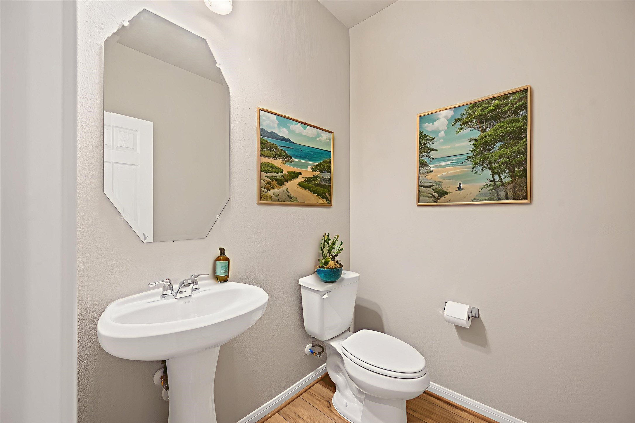 2472 Fairway Harbor Drive Property Photo 15