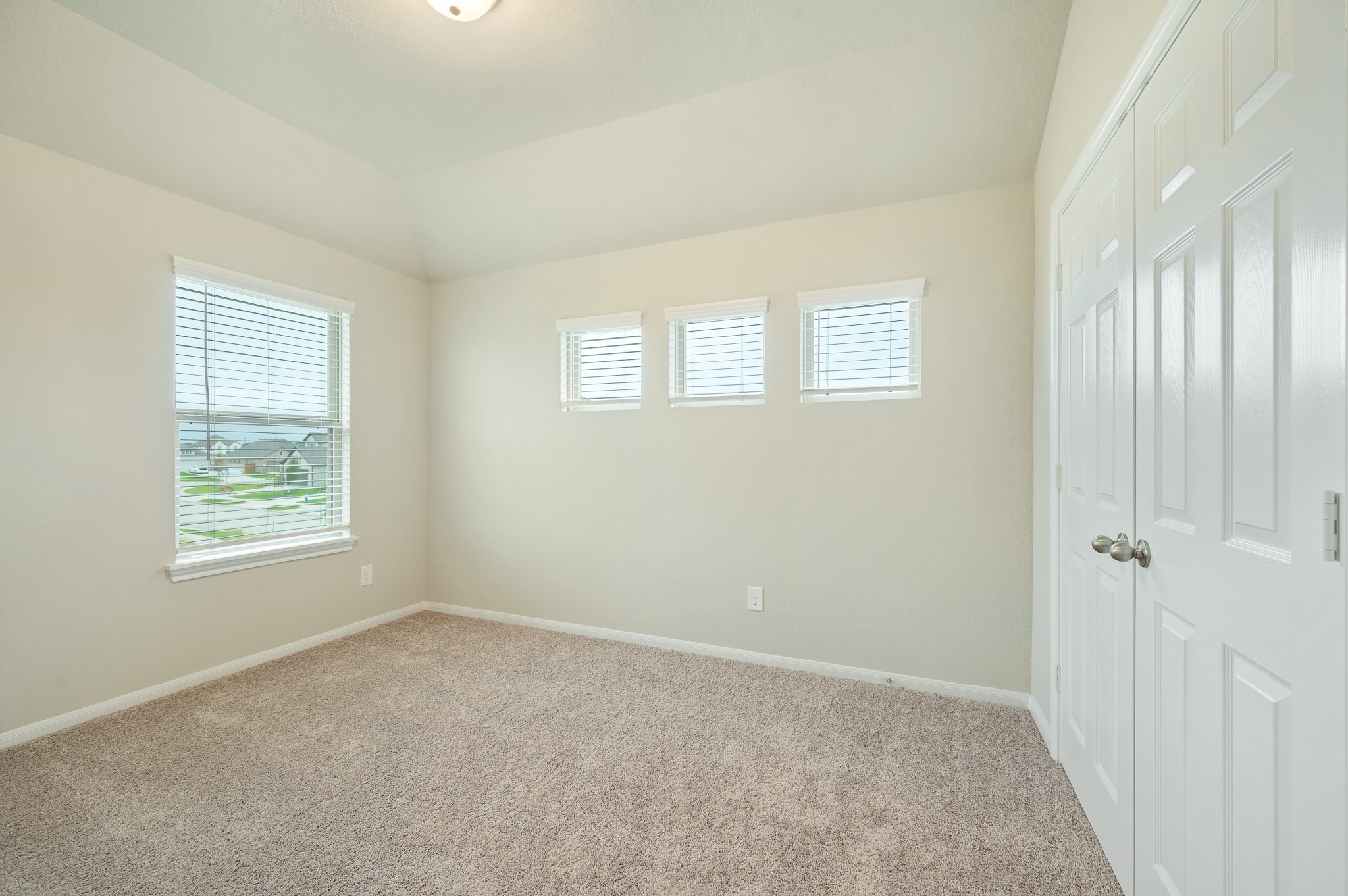 2472 Fairway Harbor Drive Property Photo 26