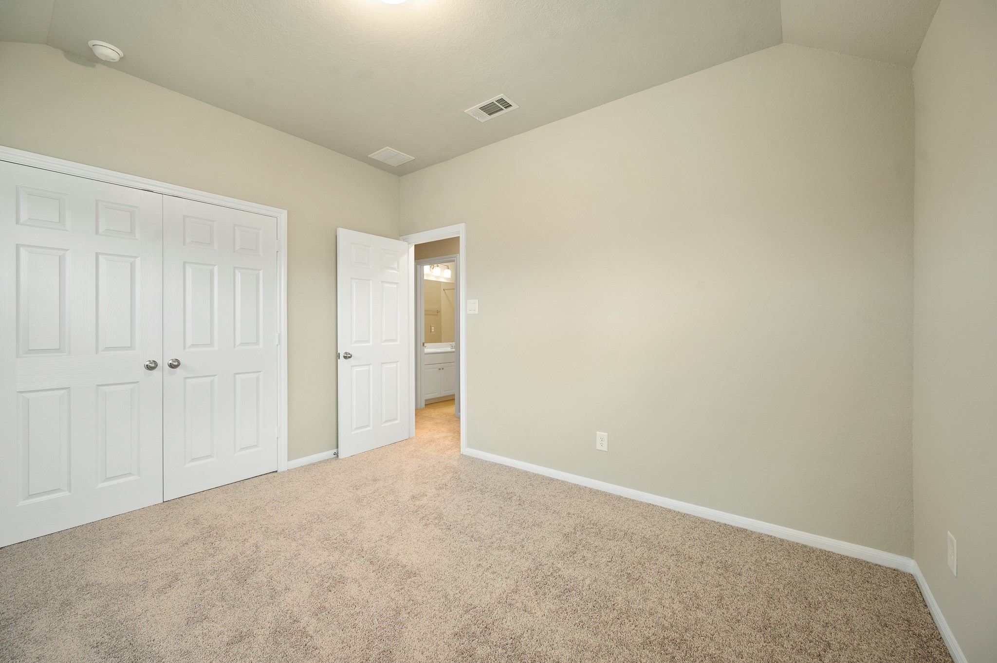 2472 Fairway Harbor Drive Property Photo 27