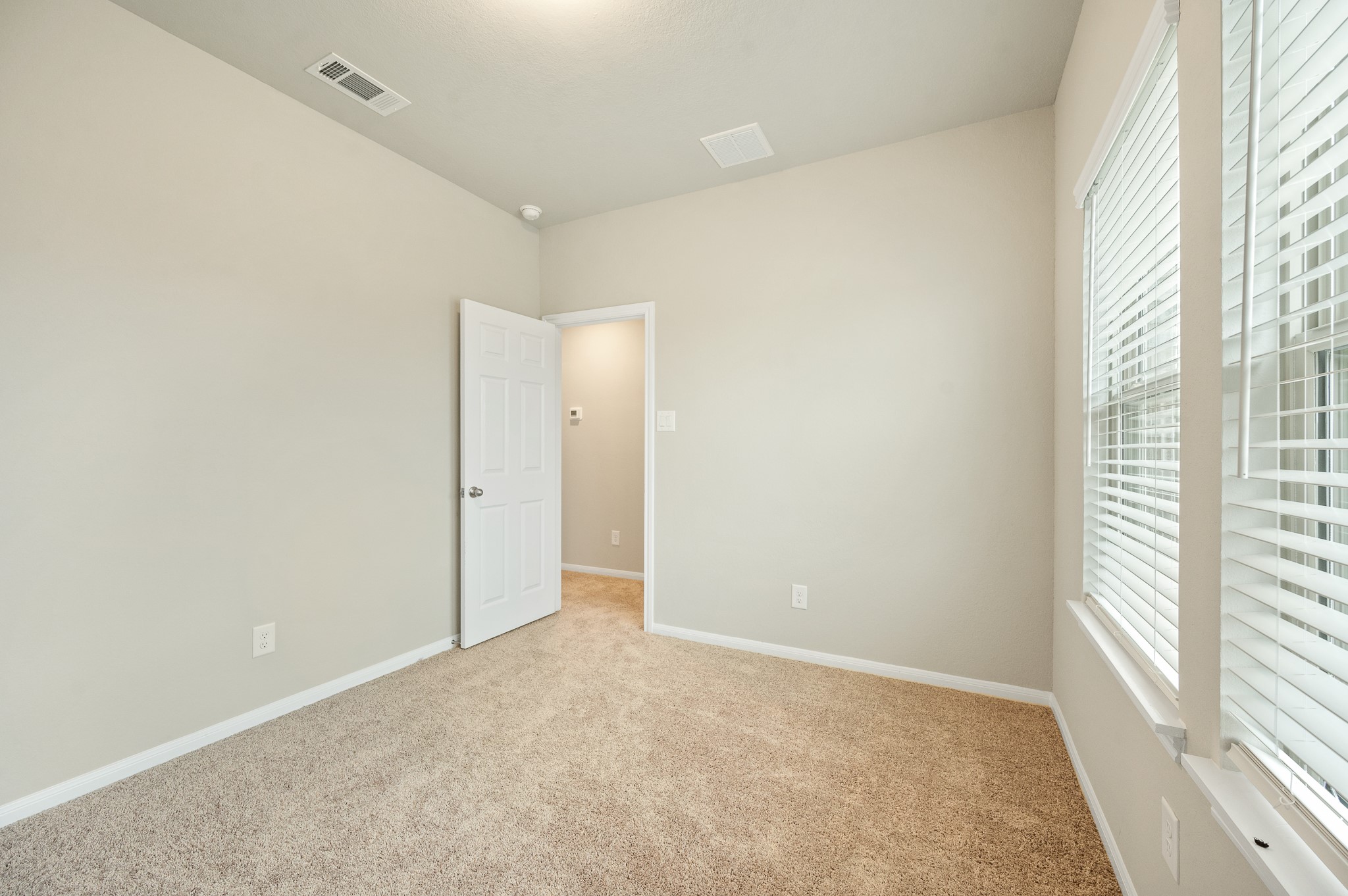 2472 Fairway Harbor Drive Property Photo 28