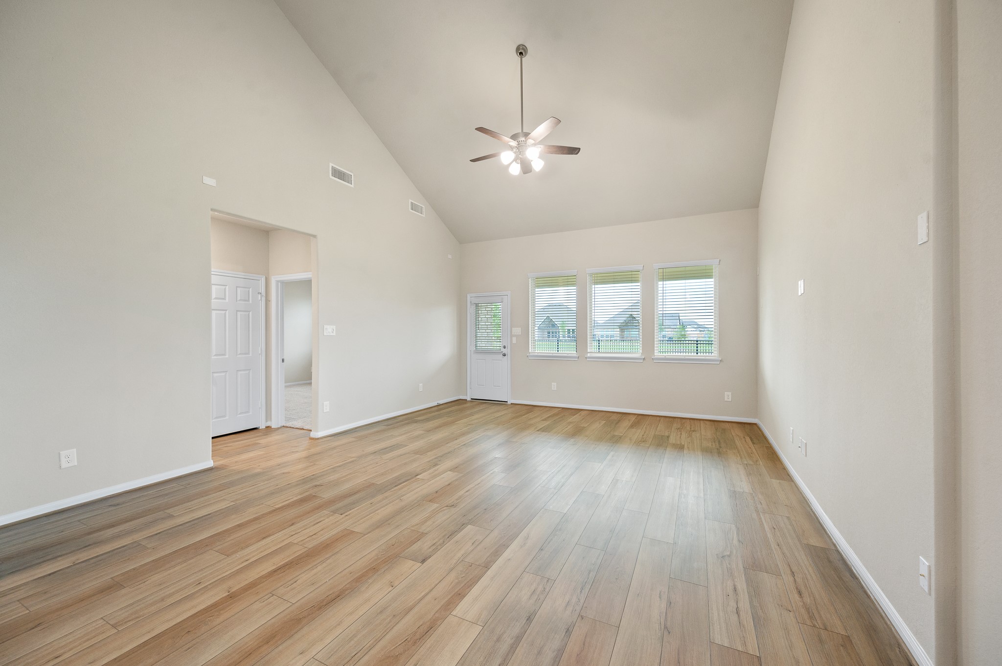 2472 Fairway Harbor Drive Property Photo 33