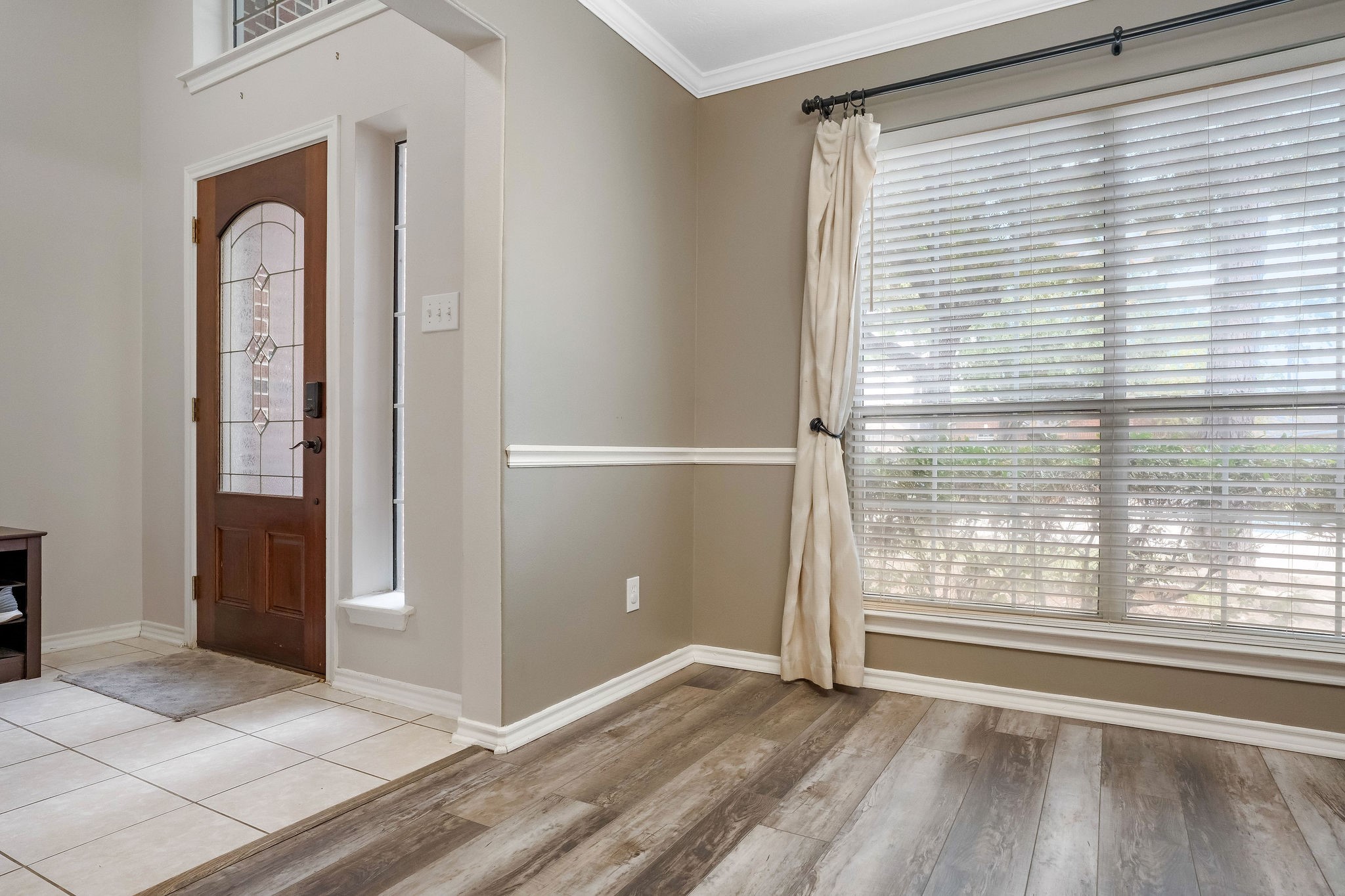20915 Sandy Briar Court Property Photo 4