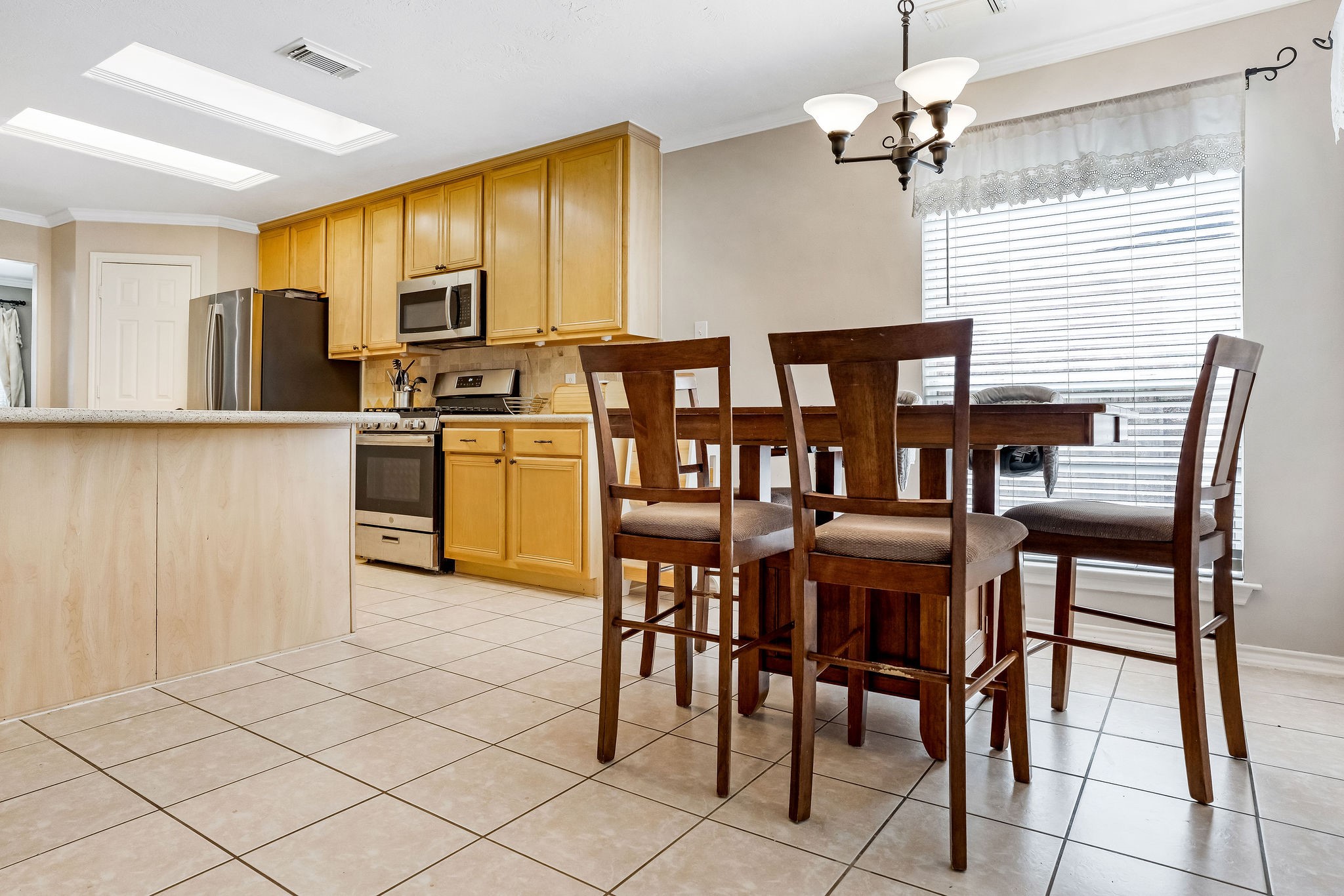 20915 Sandy Briar Court Property Photo 6