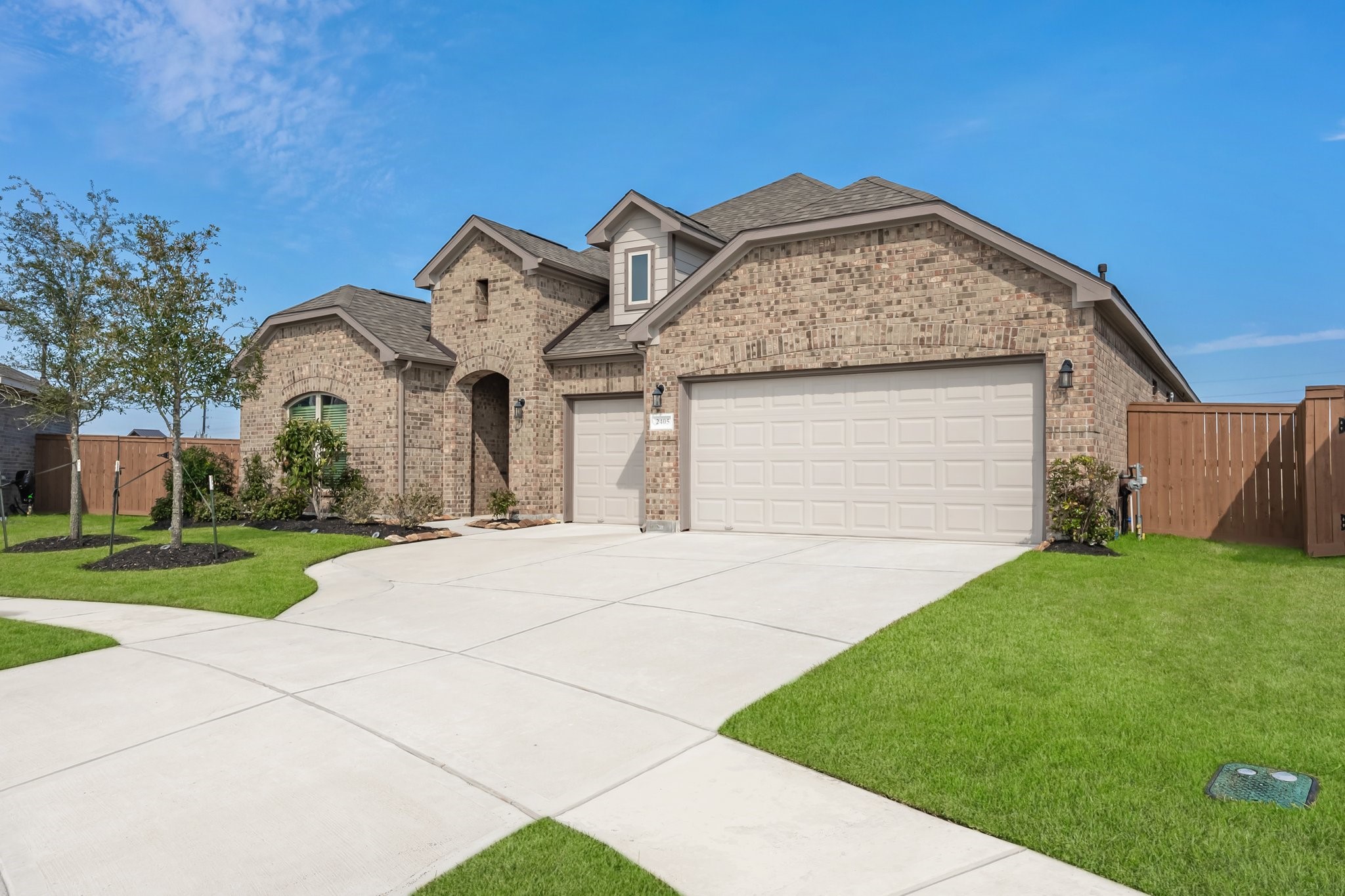 2405 Sequoia Grove Drive Property Photo 1