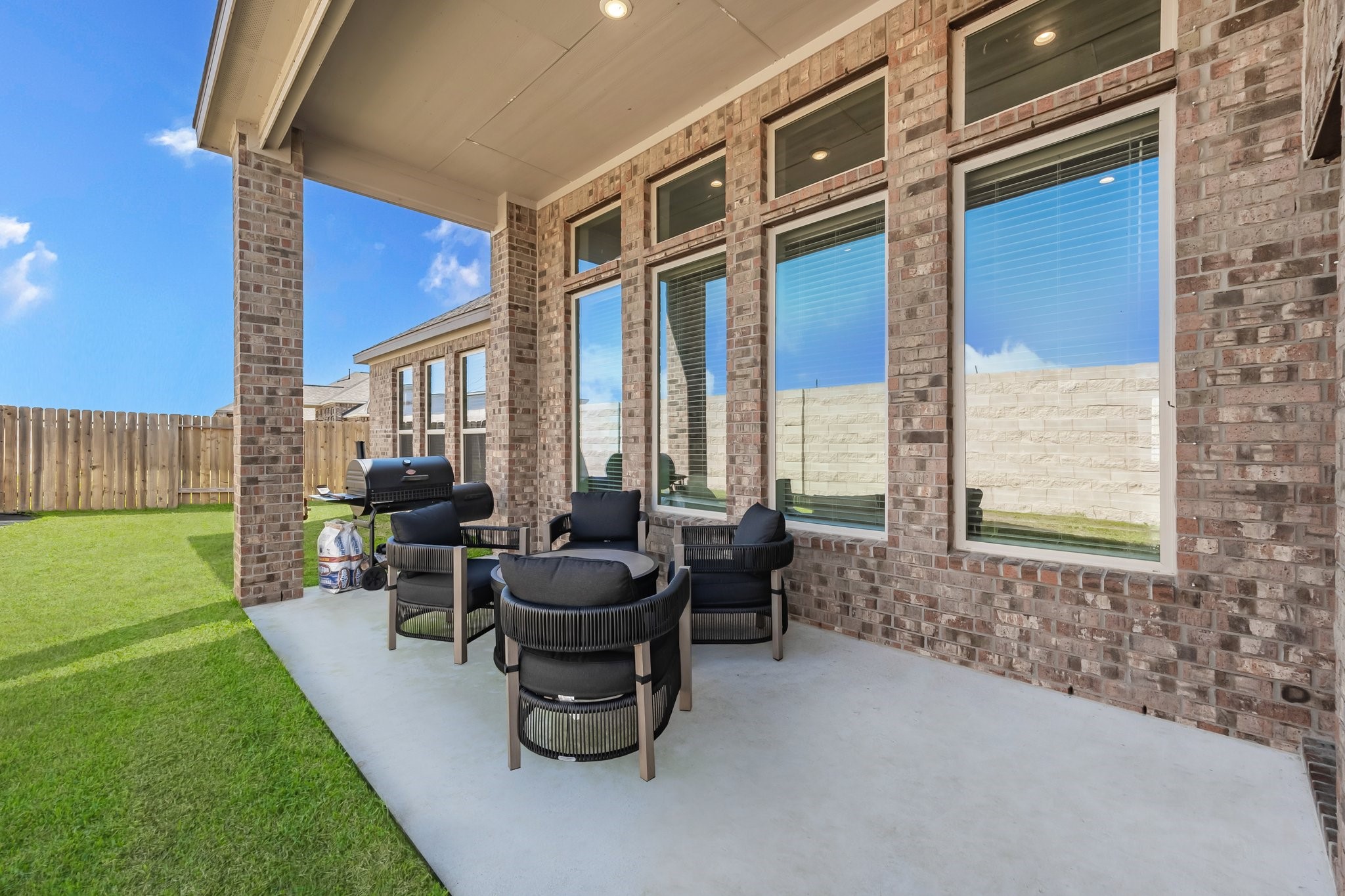 2405 Sequoia Grove Drive Property Photo 26