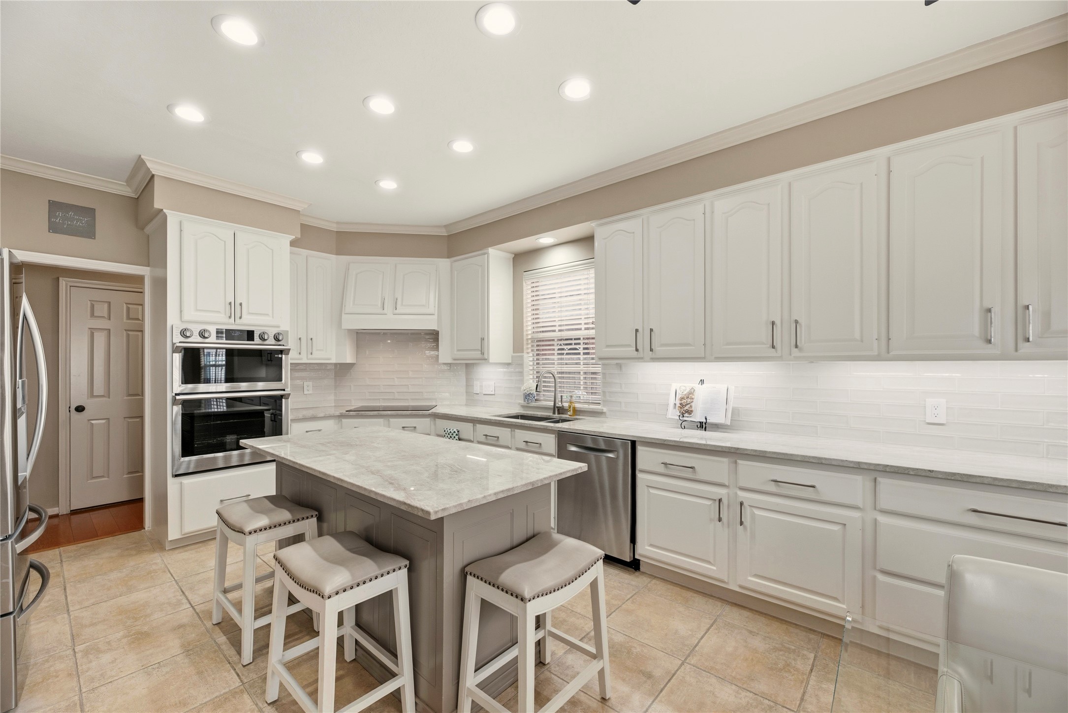 7115 Palisades Heights Drive Property Photo 13