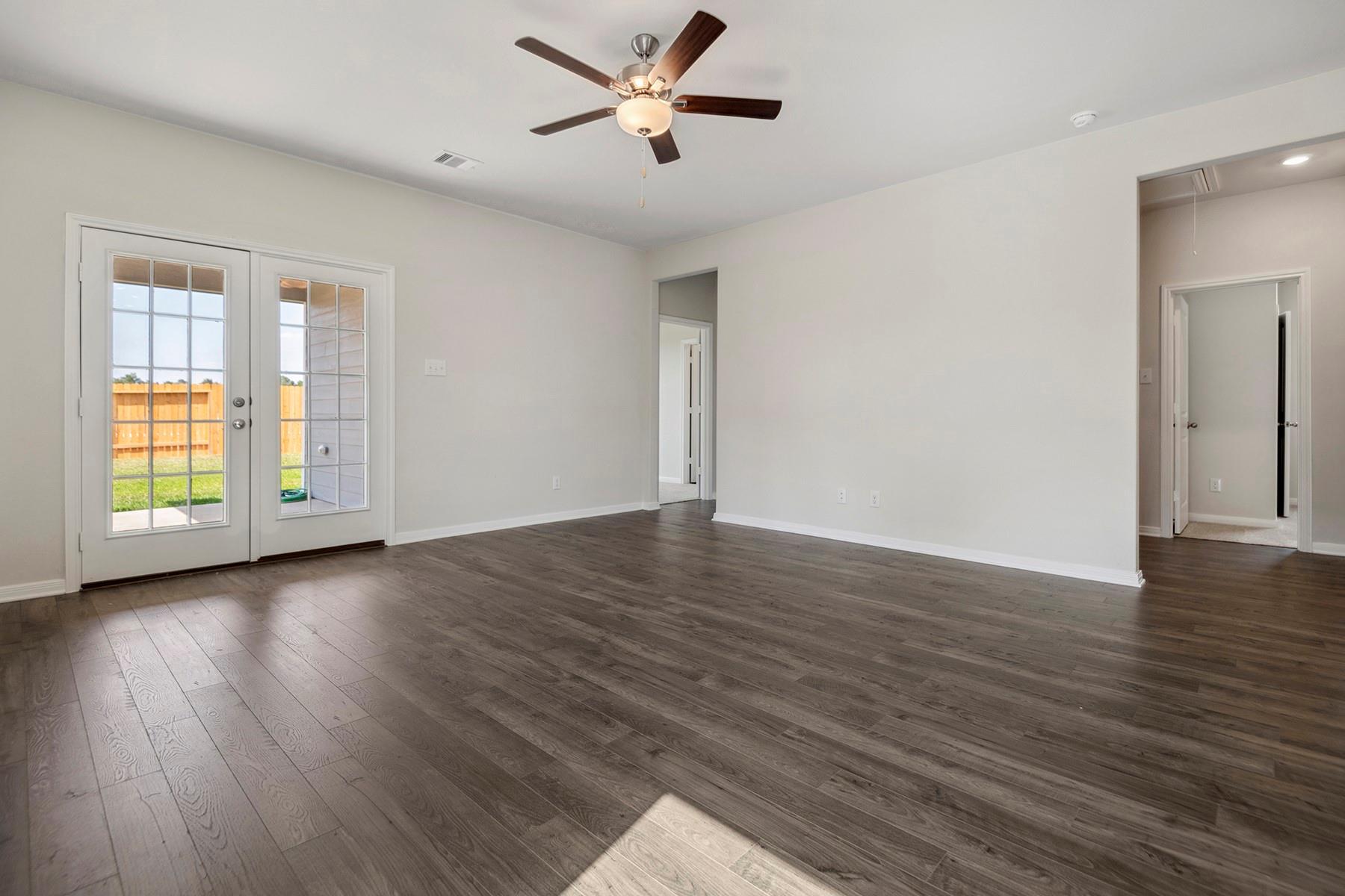 15463 Maple Terrace Drive Property Photo 10