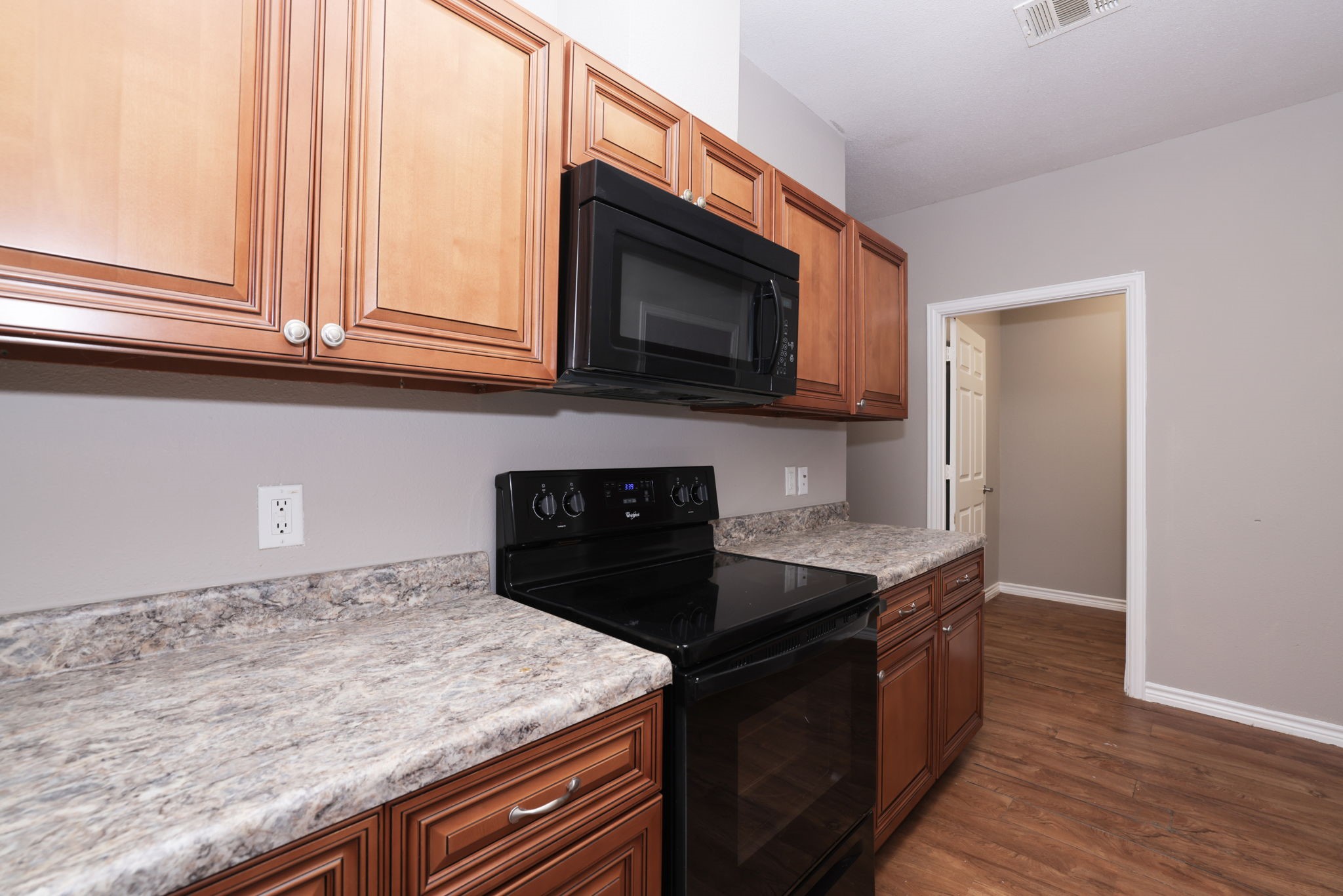 204 S 13th Street Property Photo 7