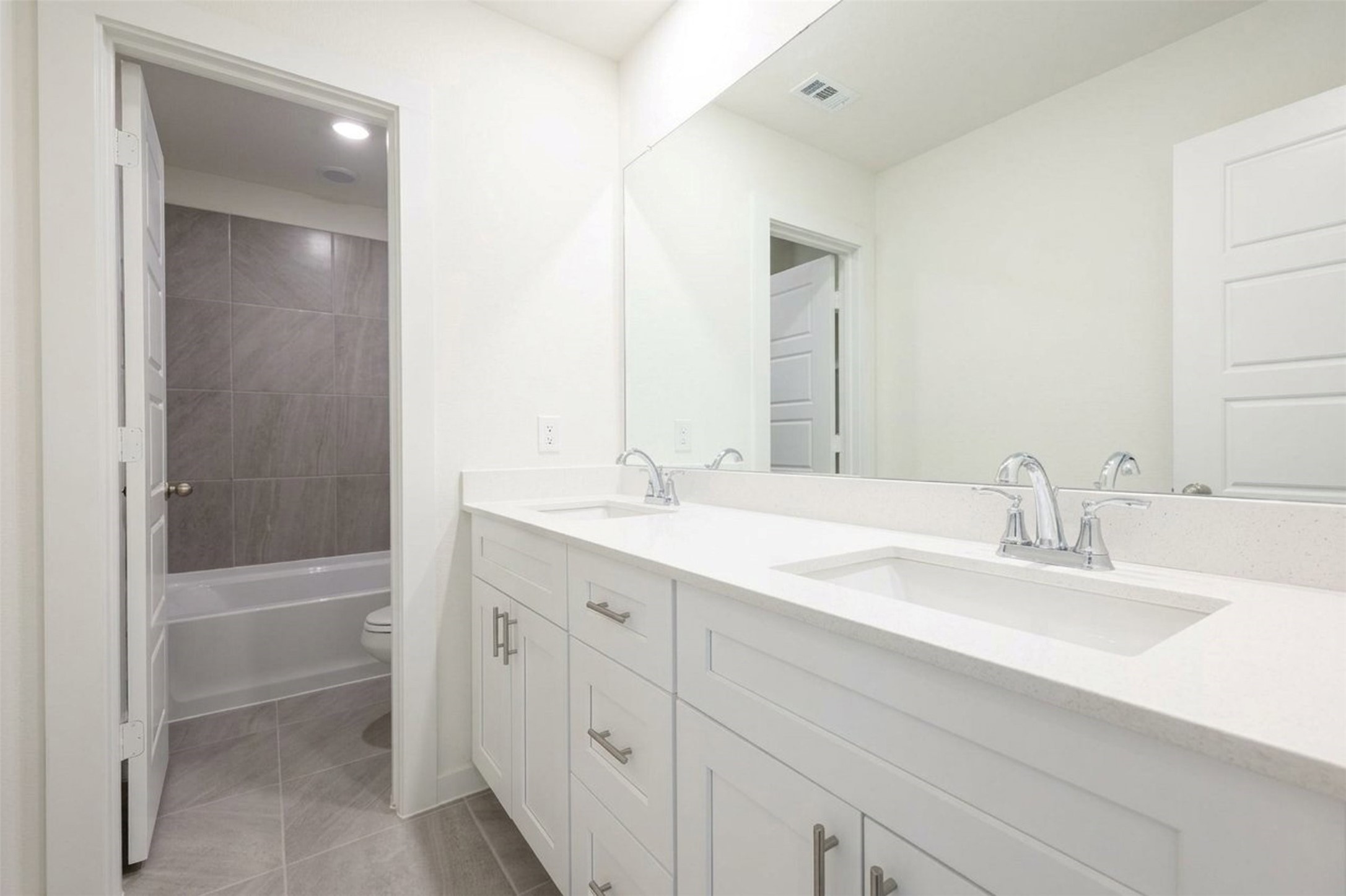 8331 Amethyst Valley Lane Property Photo 20