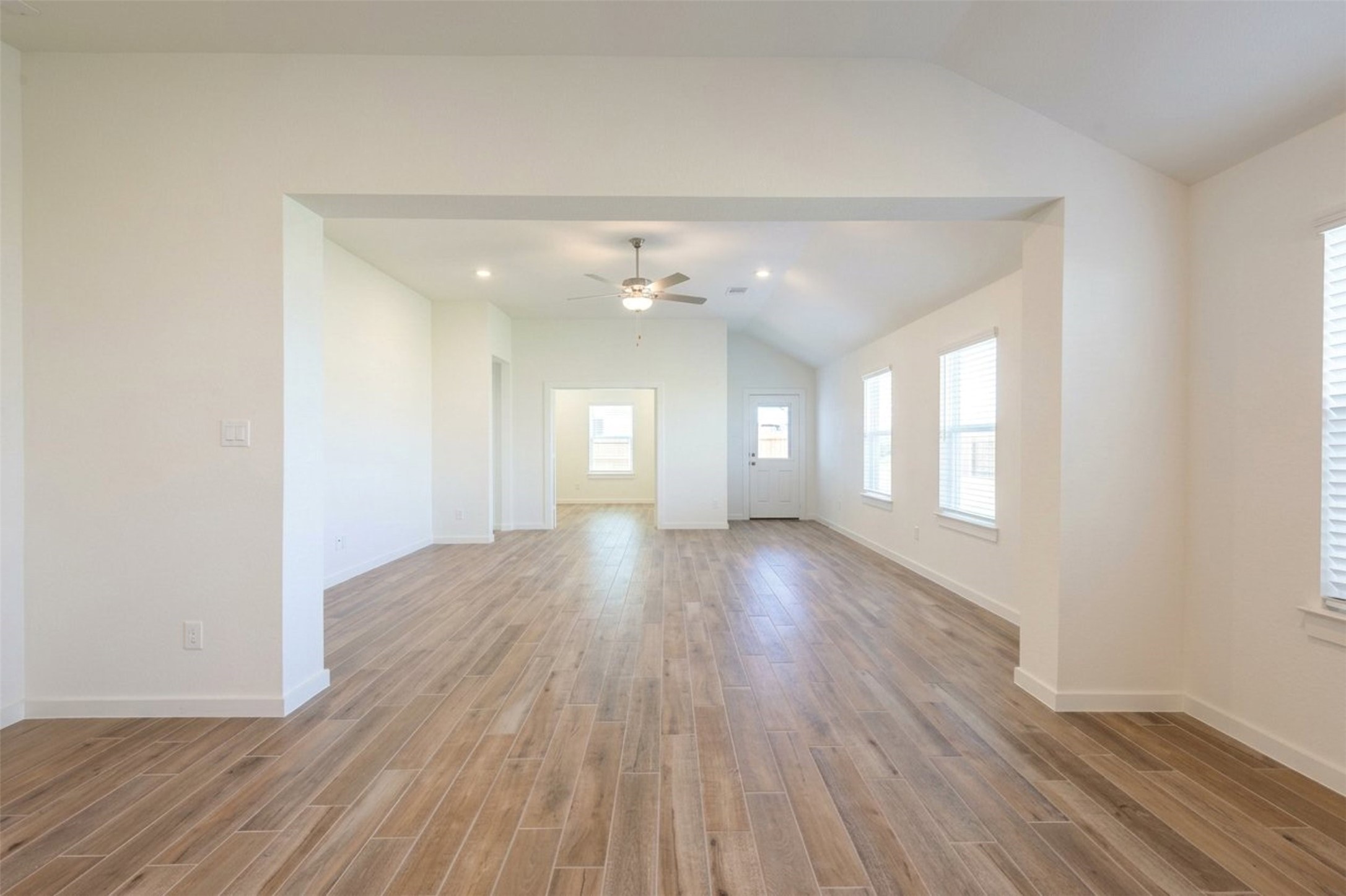8331 Amethyst Valley Lane Property Photo 22