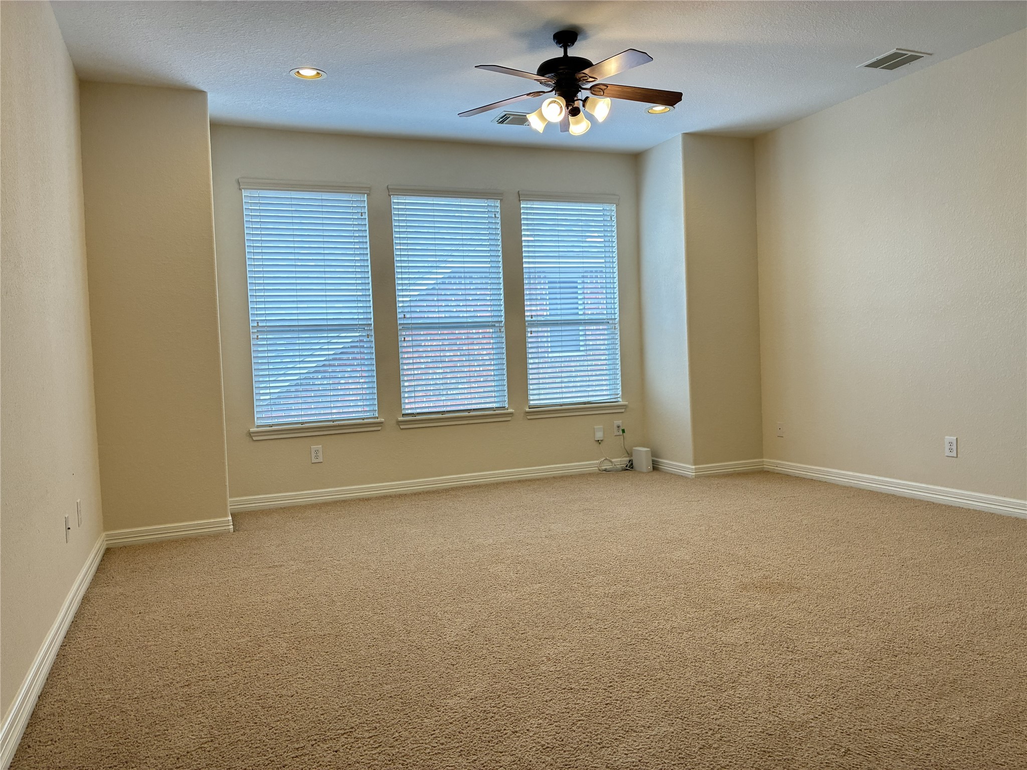 14207 Parable Lane Property Photo 16