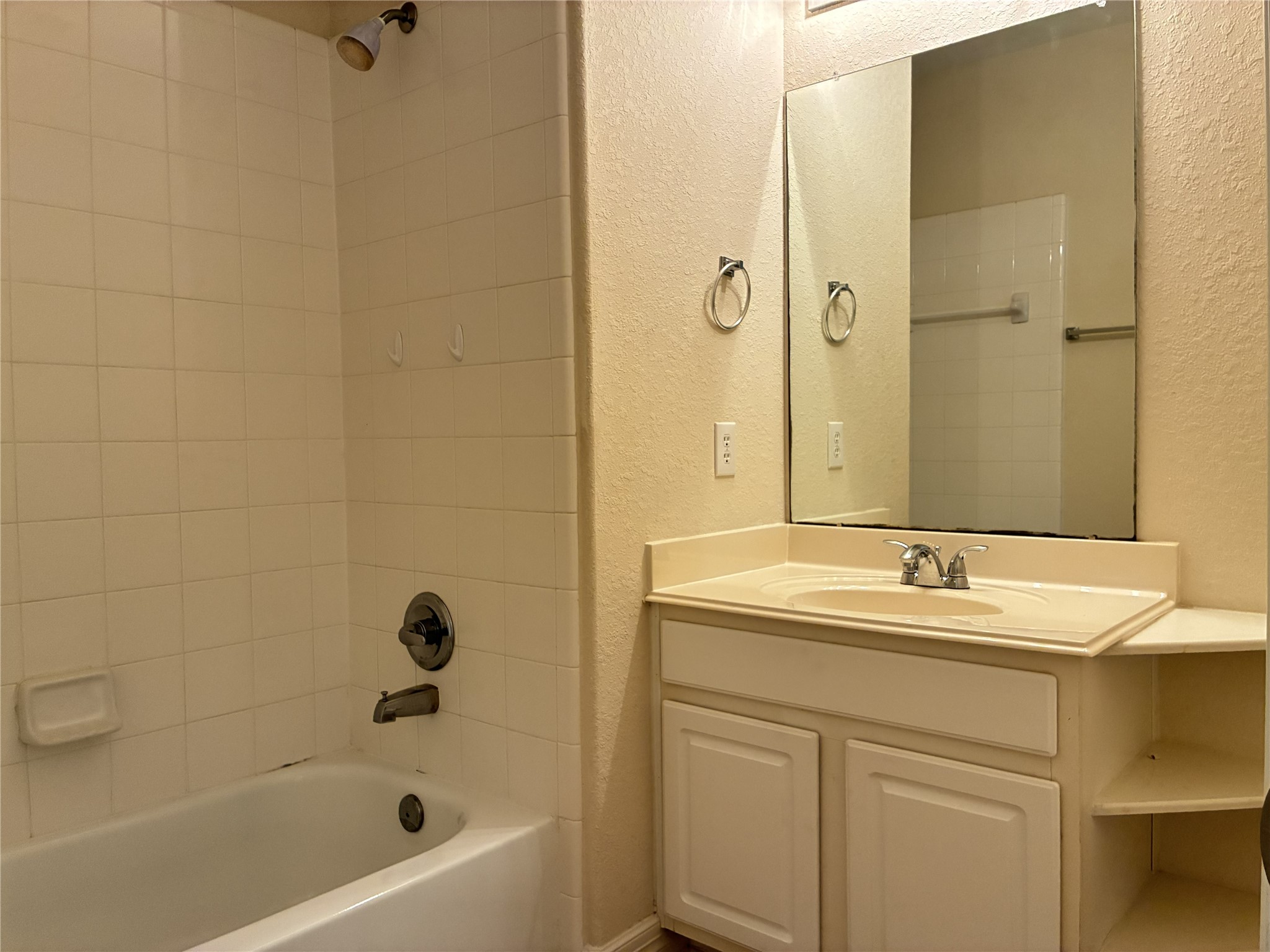 14207 Parable Lane Property Photo 21