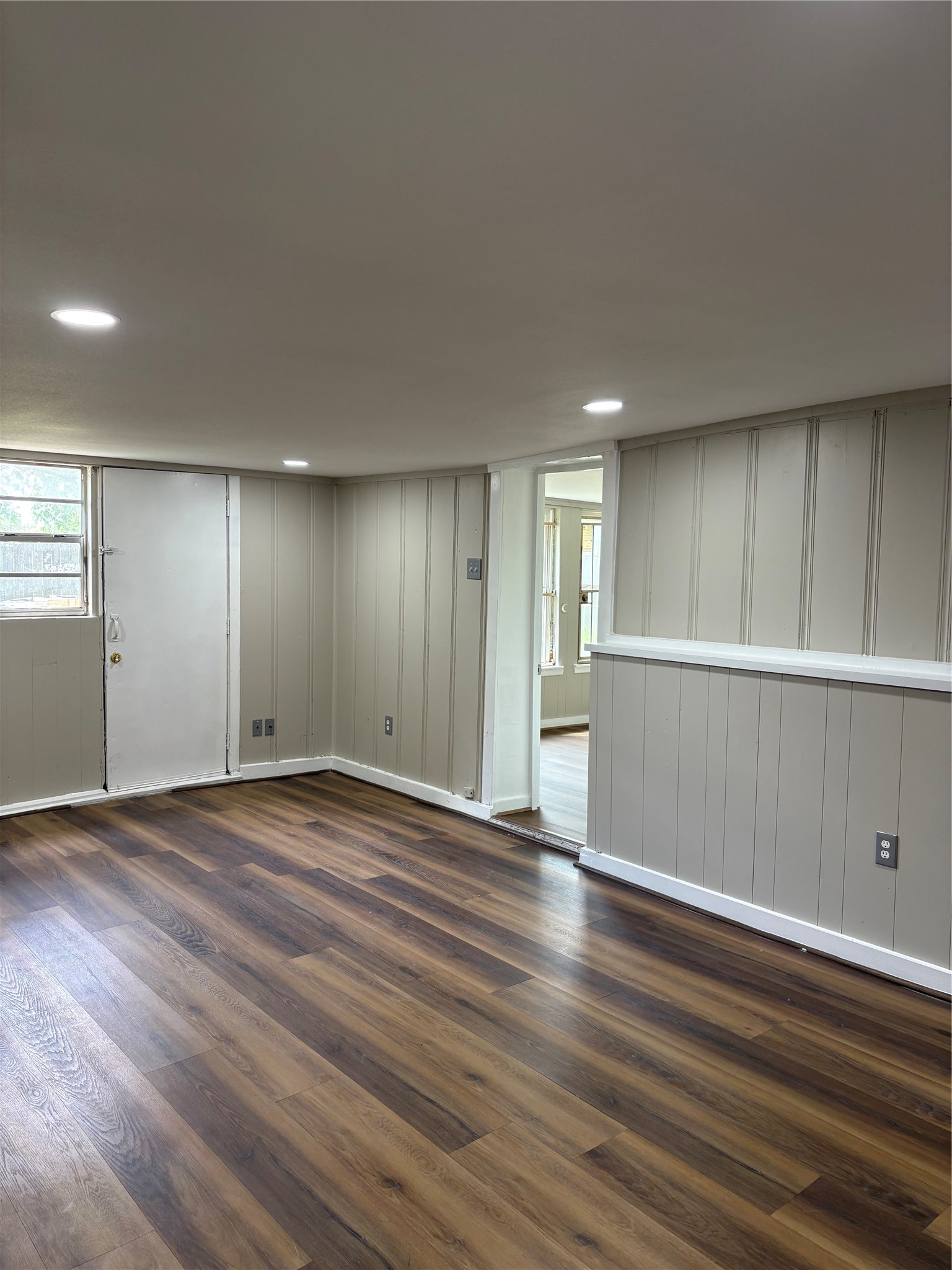 5914 Ridgeway Drive Property Photo 13