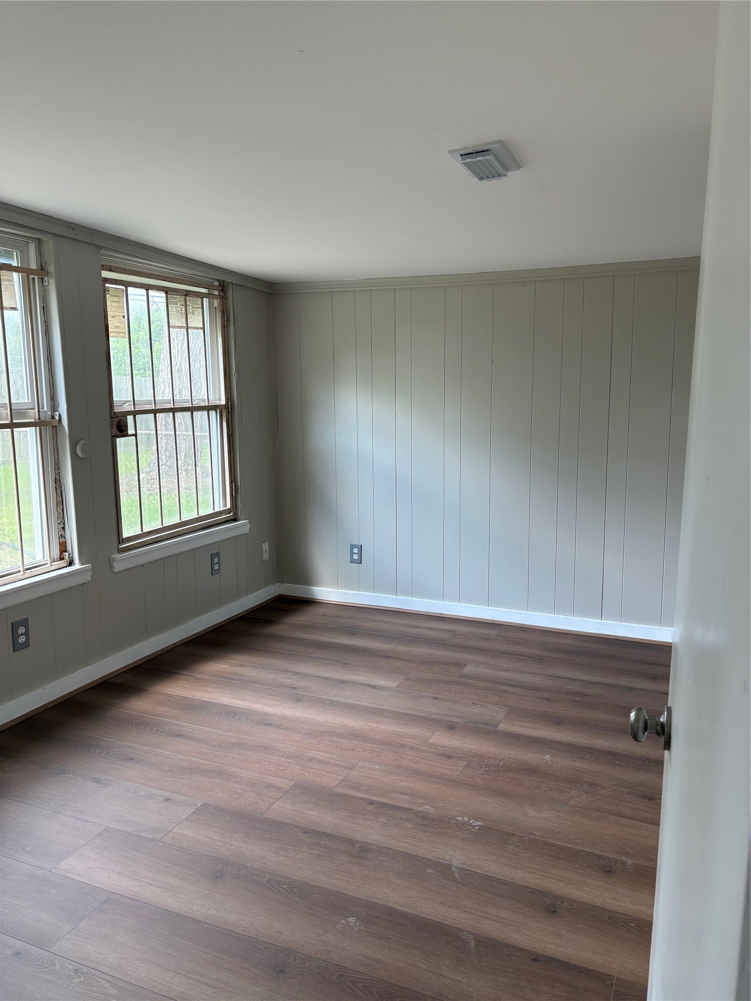 5914 Ridgeway Drive Property Photo 19