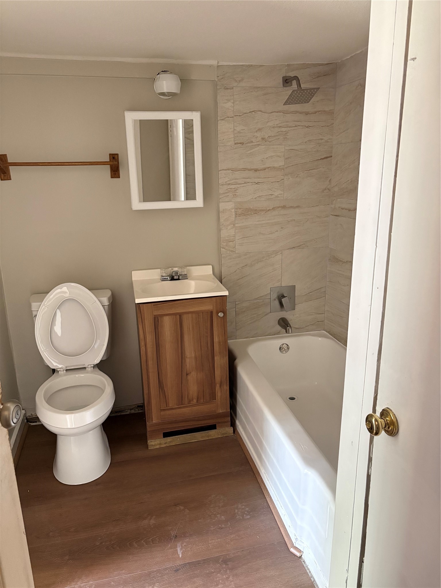 5914 Ridgeway Drive Property Photo 21