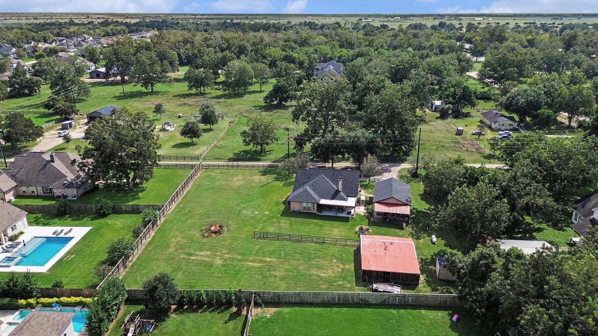 3014 Bowser Road Property Photo 1