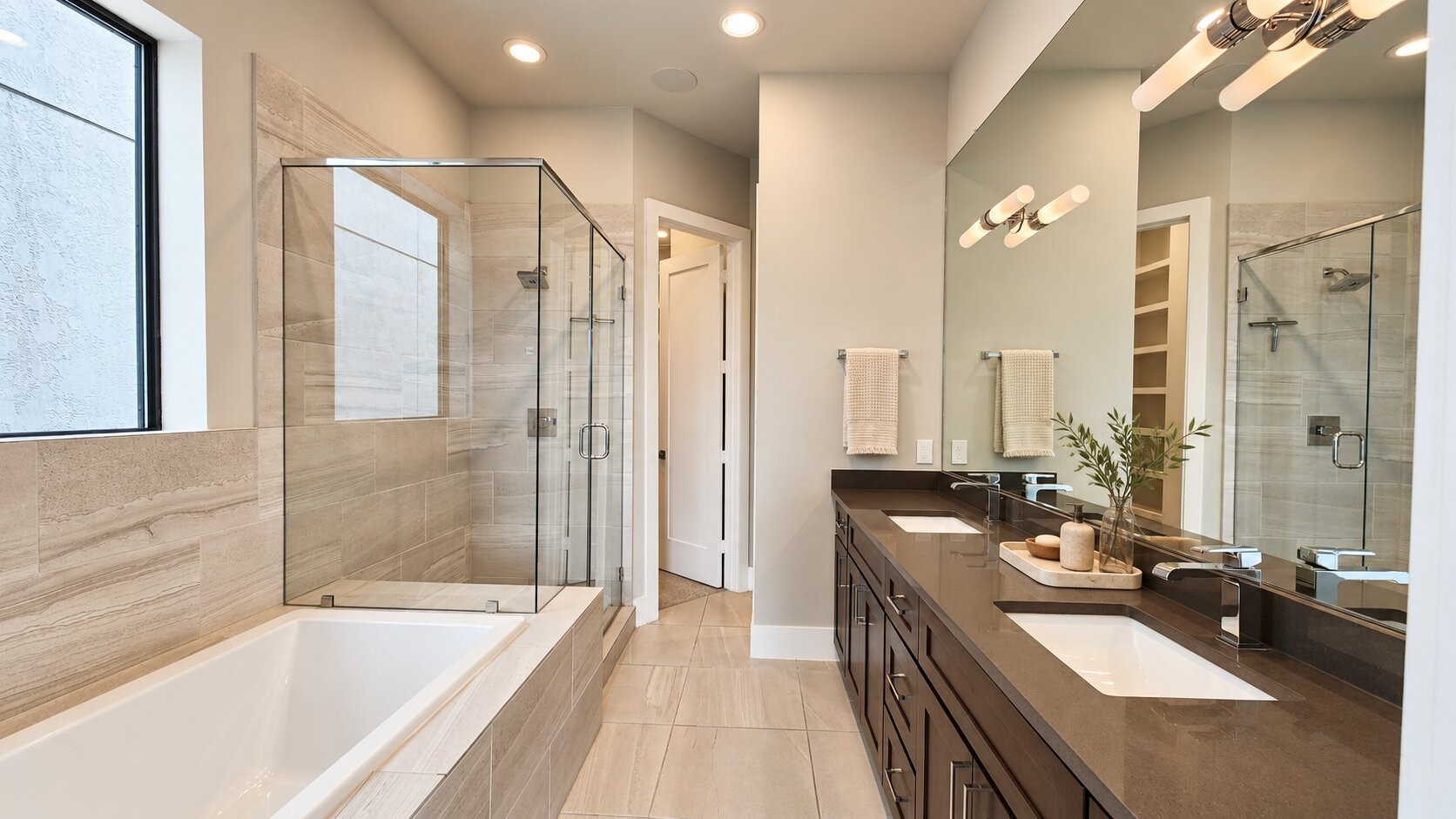 5713 Larkin Street B Property Photo 21