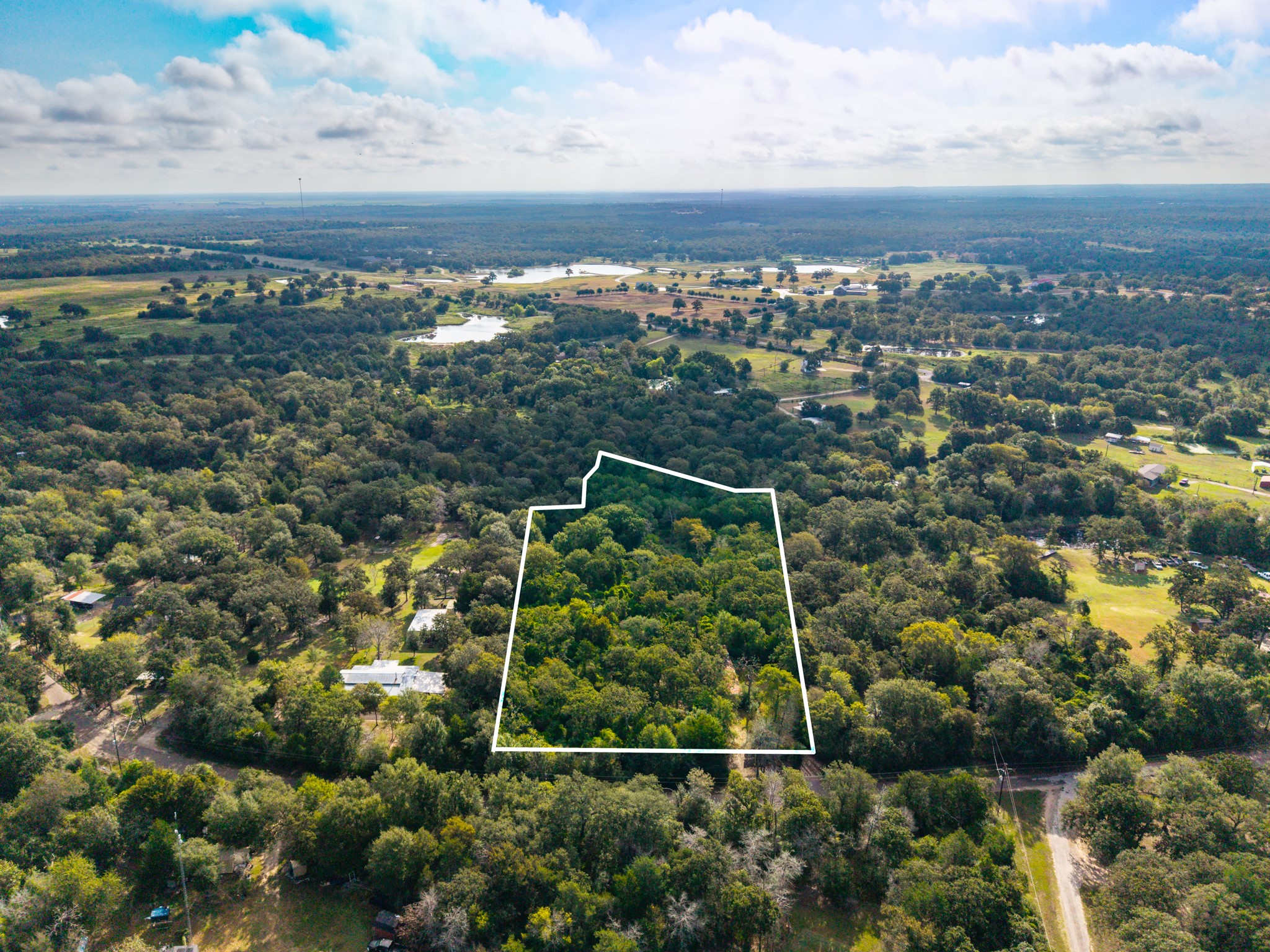 430 Pin Oak Drive Property Photo 8