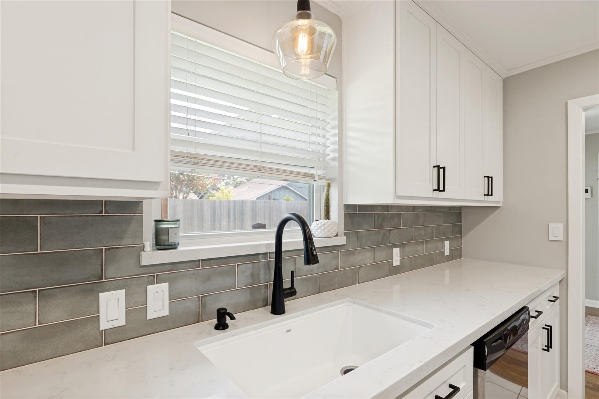 10031 Timberoak Drive Property Photo 9