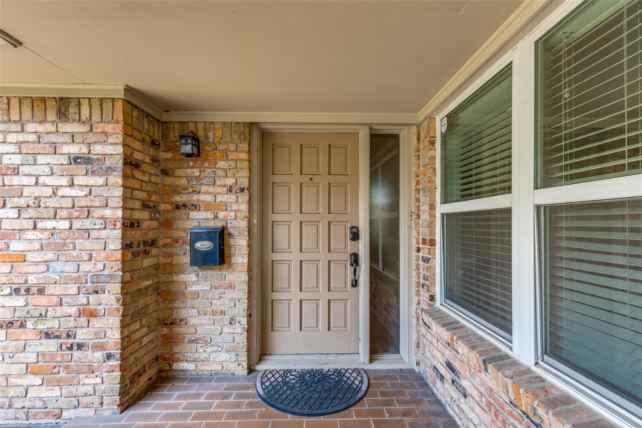10031 Timberoak Drive Property Photo 19