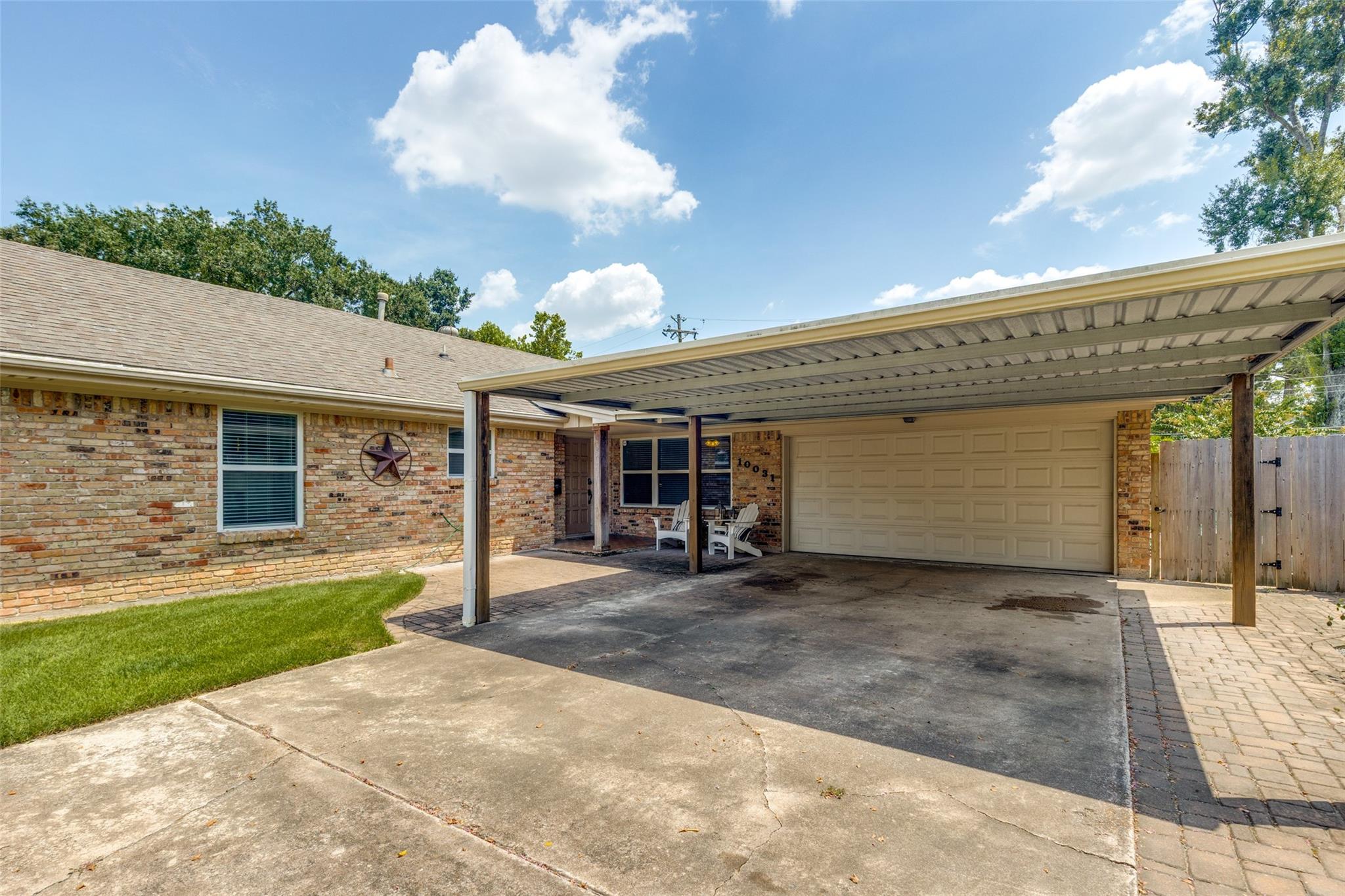 10031 Timberoak Drive Property Photo 20