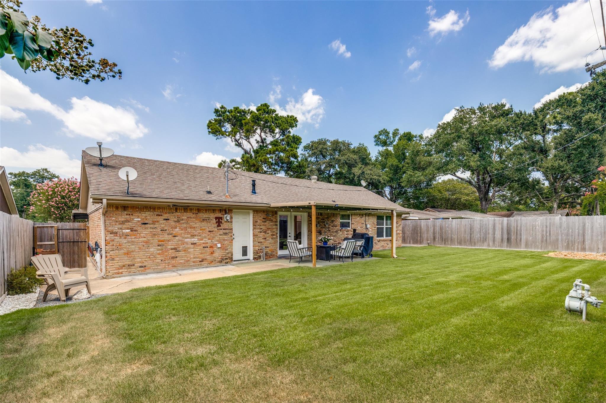 10031 Timberoak Drive Property Photo 21