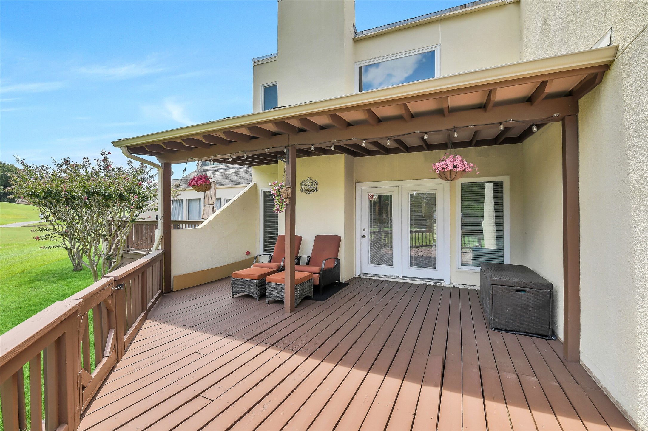 64 April Hill Property Photo 21