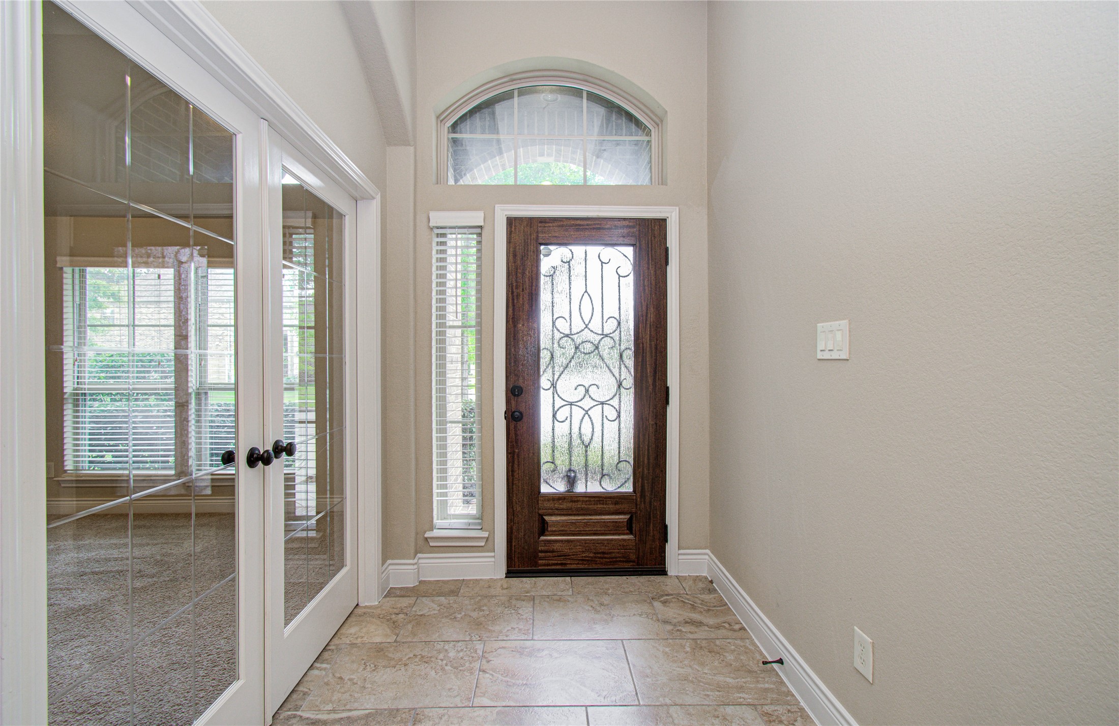 3814 Trophy Ridge Drive Property Photo 8