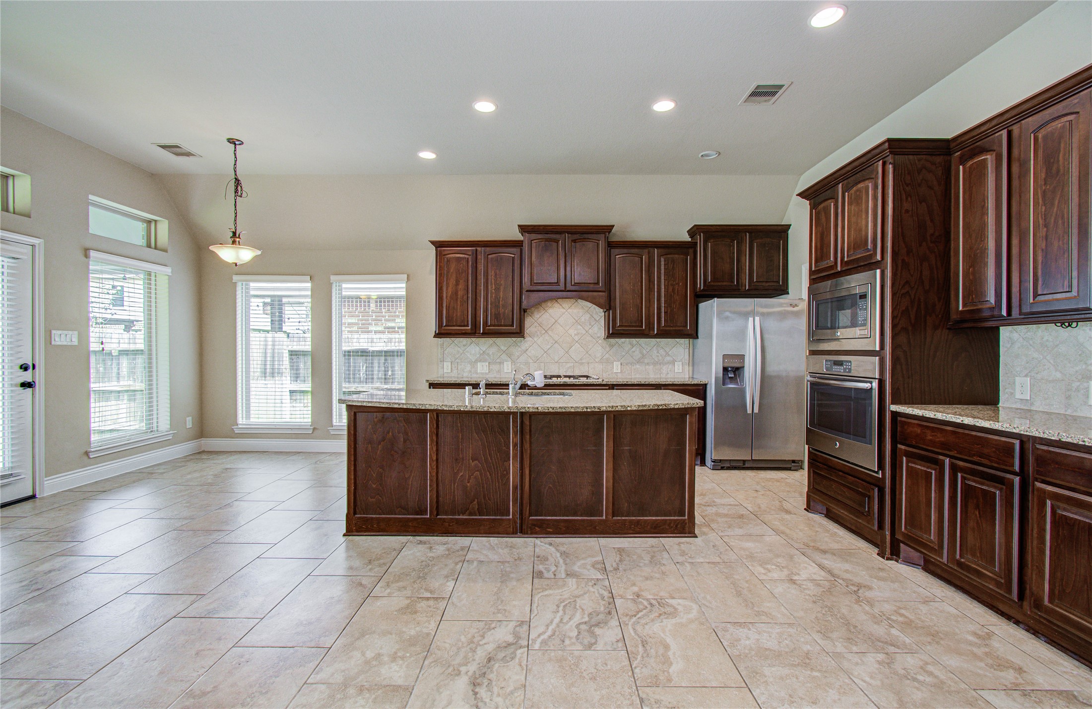 3814 Trophy Ridge Drive Property Photo 24