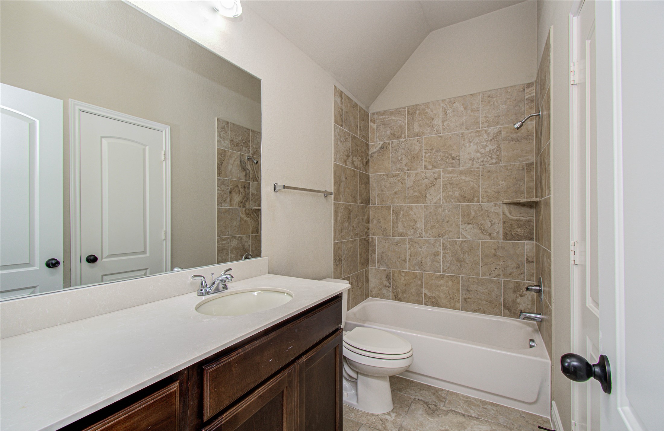 3814 Trophy Ridge Drive Property Photo 26