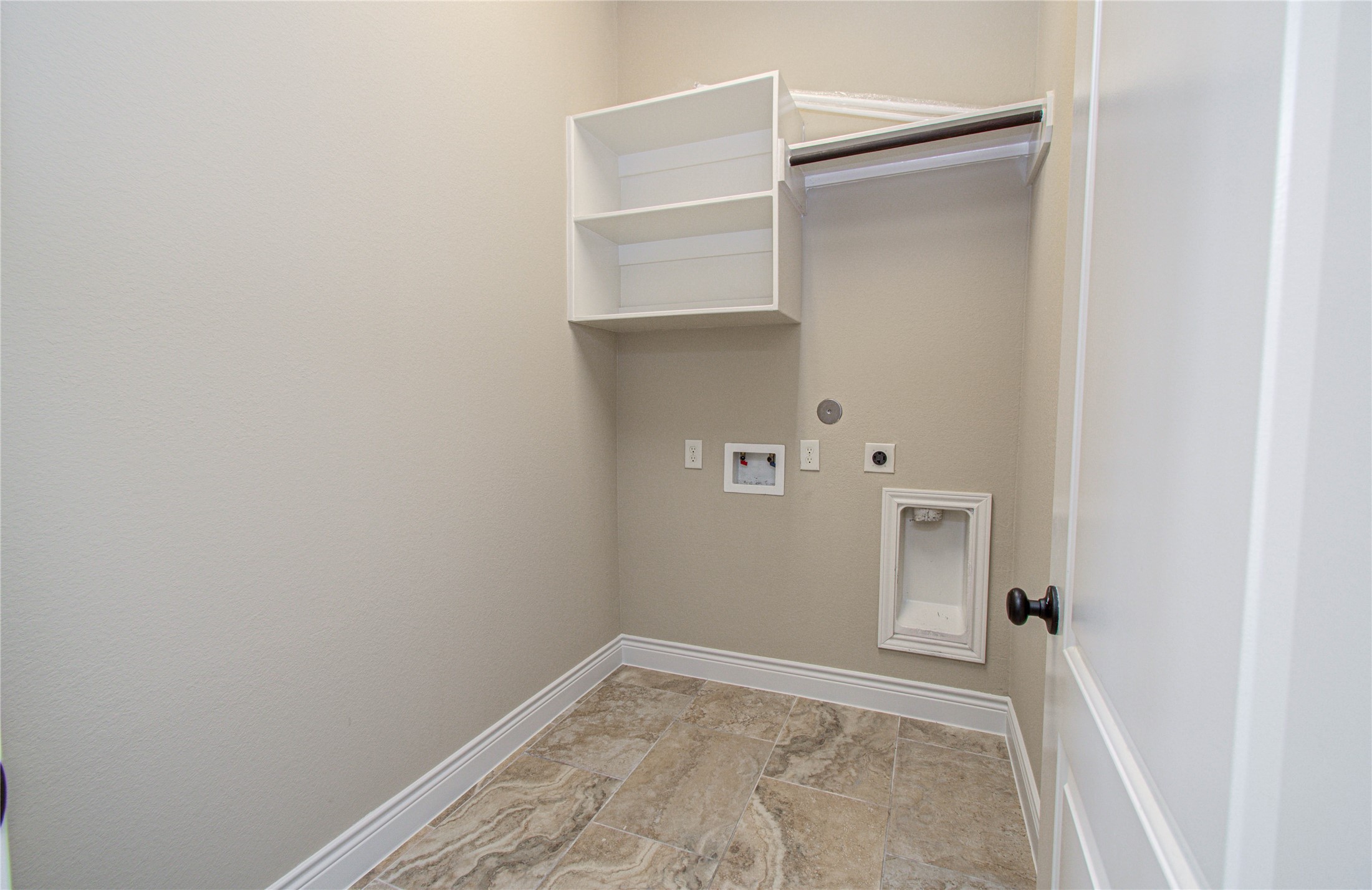 3814 Trophy Ridge Drive Property Photo 28