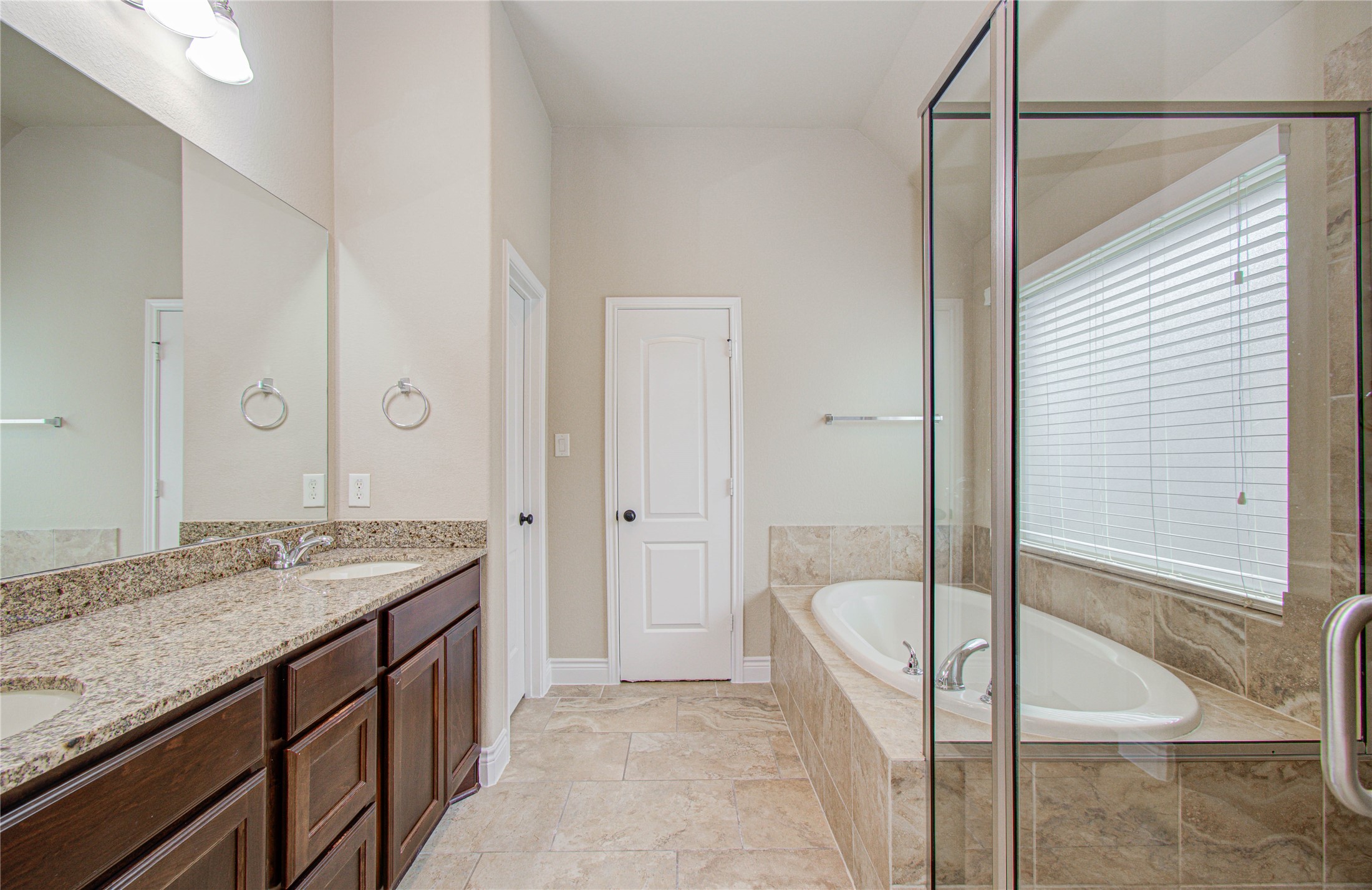 3814 Trophy Ridge Drive Property Photo 30
