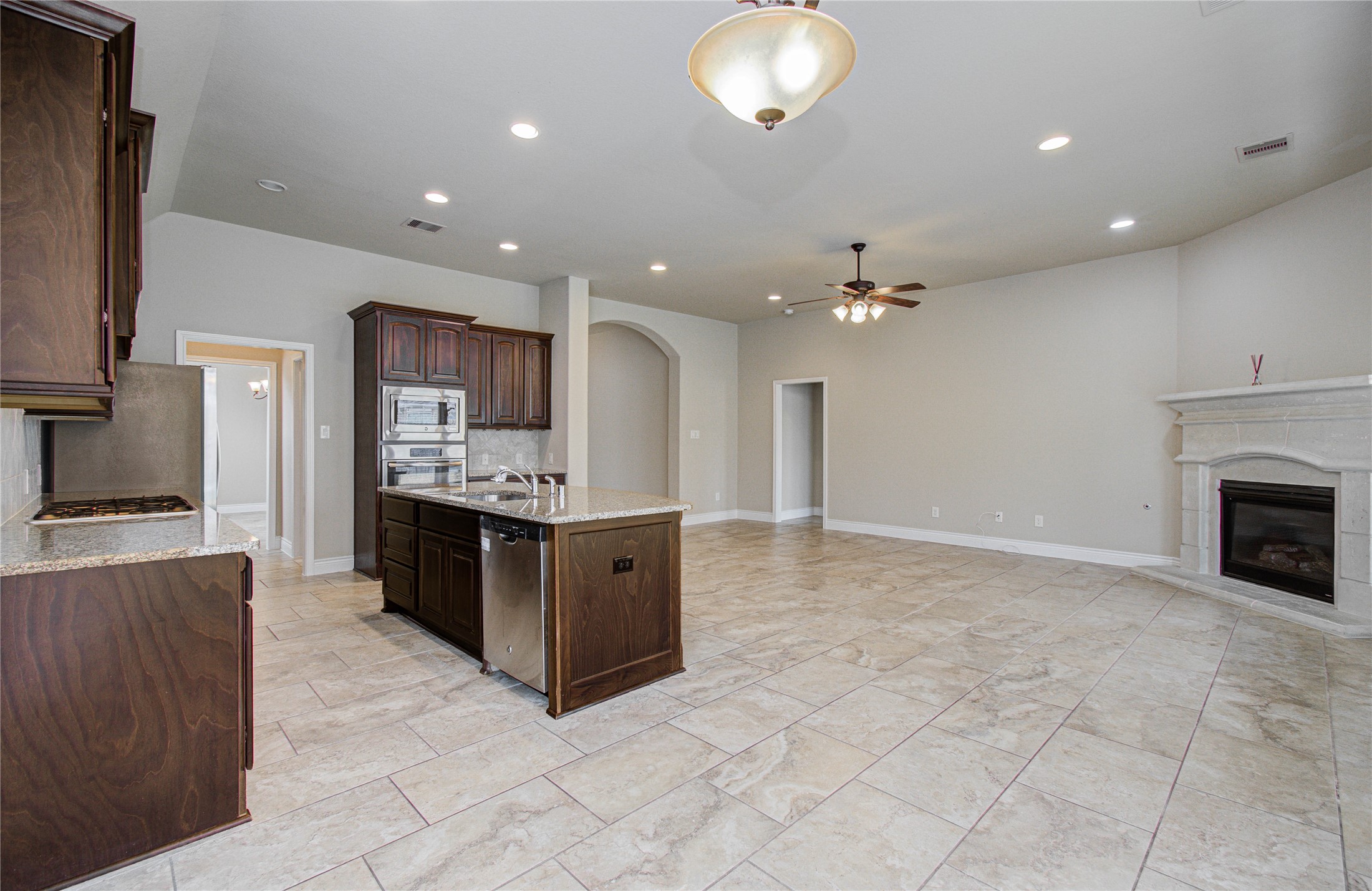 3814 Trophy Ridge Drive Property Photo 32
