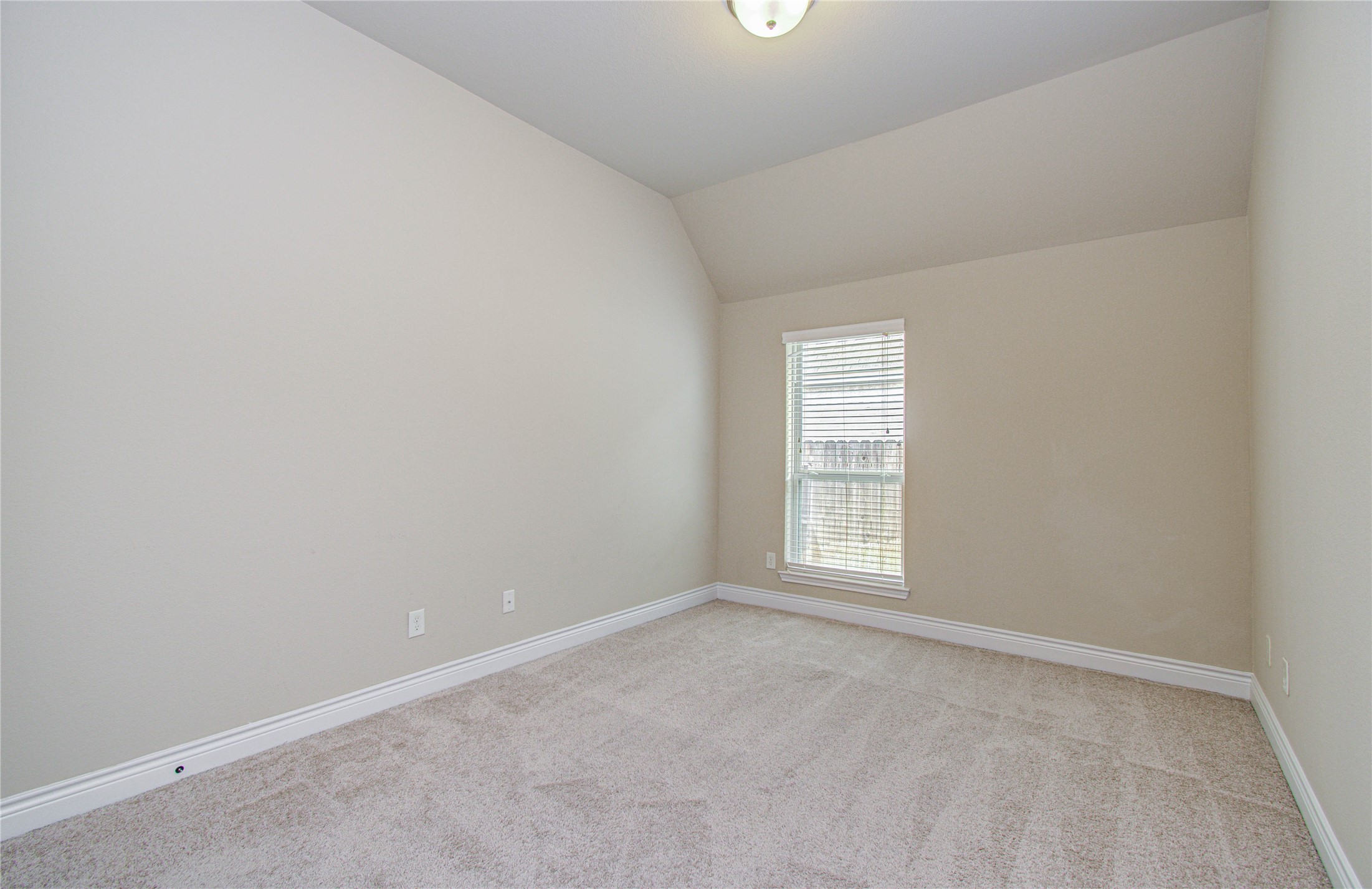 3814 Trophy Ridge Drive Property Photo 34
