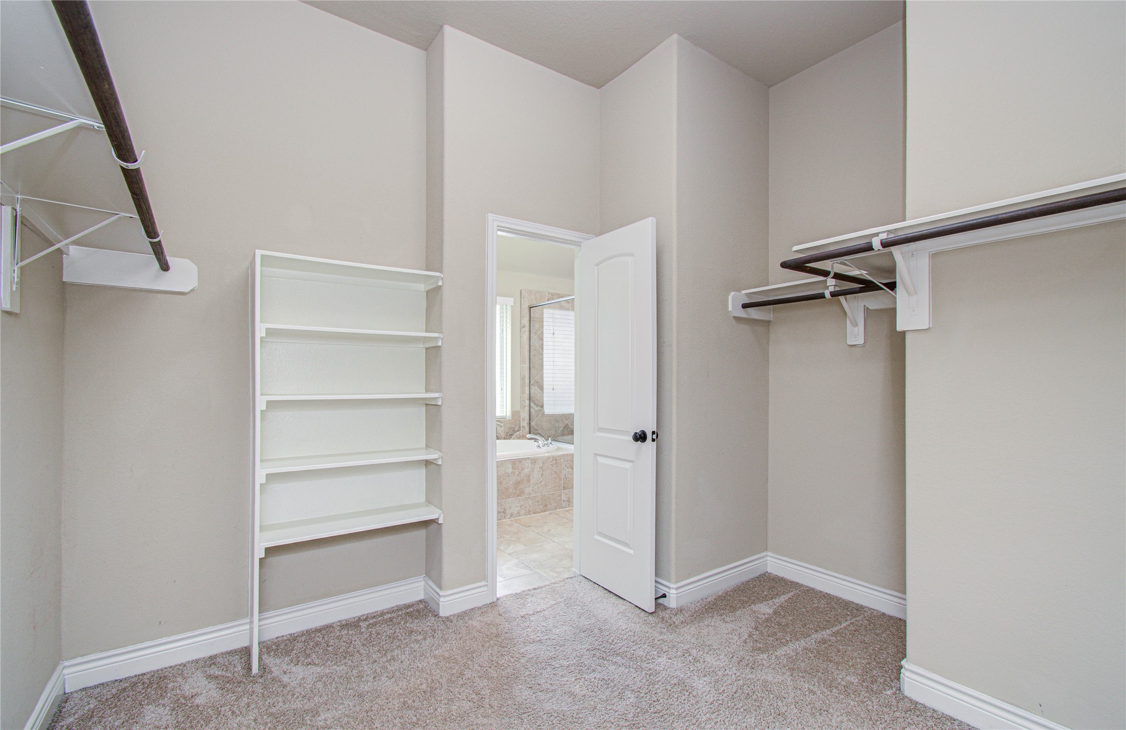 3814 Trophy Ridge Drive Property Photo 37