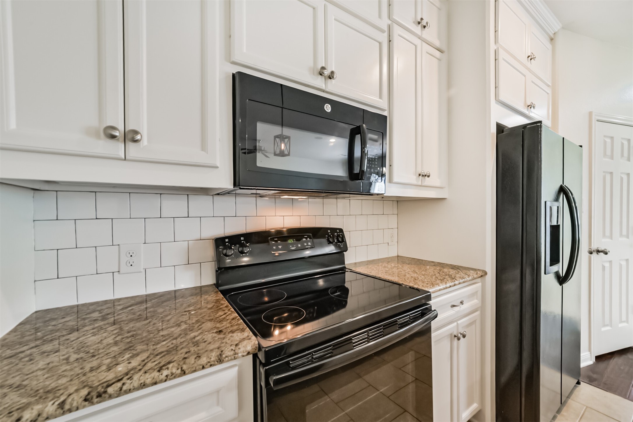 5305 Avenue J Property Photo 10
