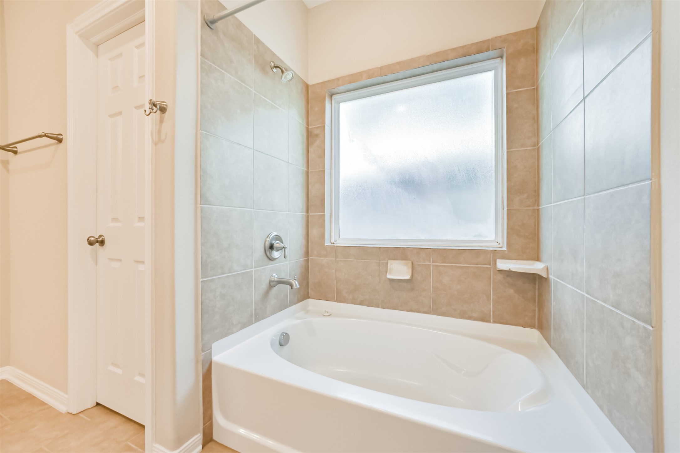 5305 Avenue J Property Photo 15