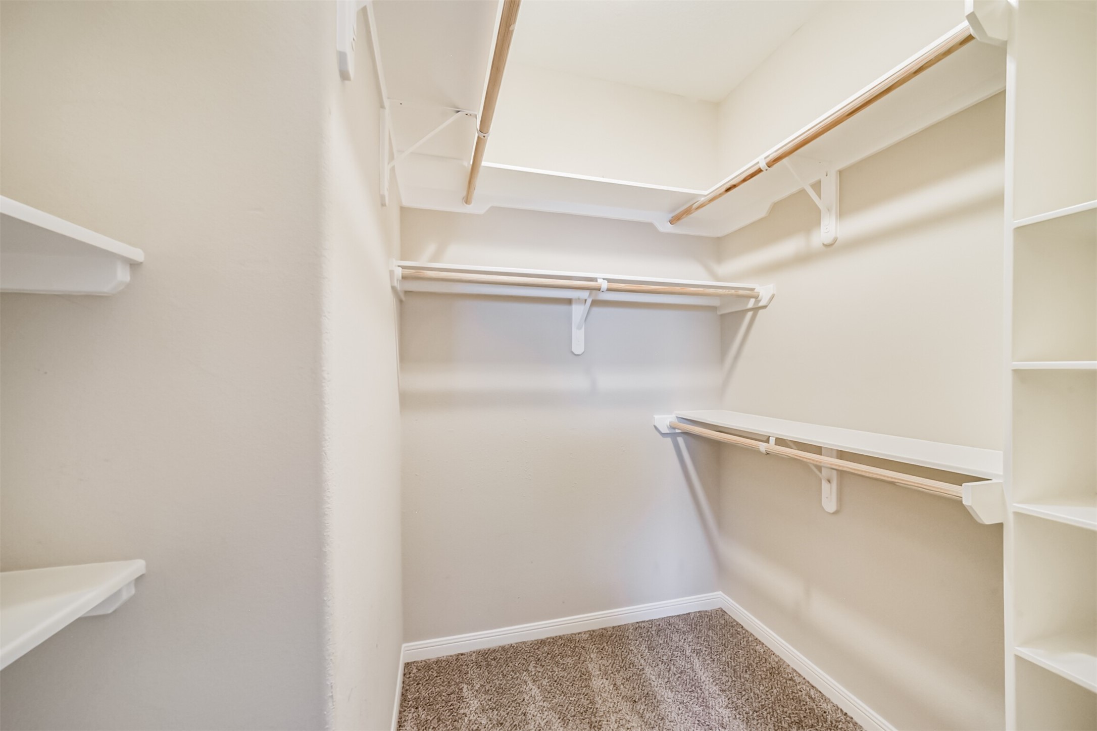 5305 Avenue J Property Photo 16