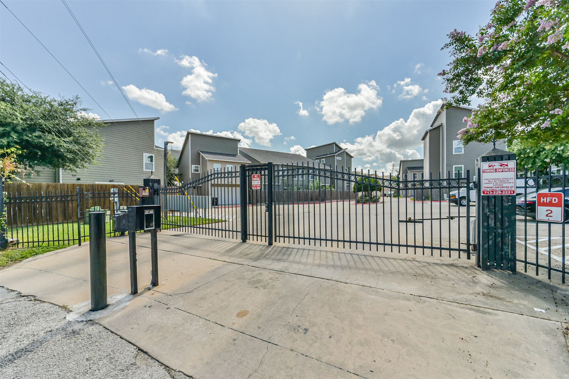 5305 Avenue J Property Photo 20