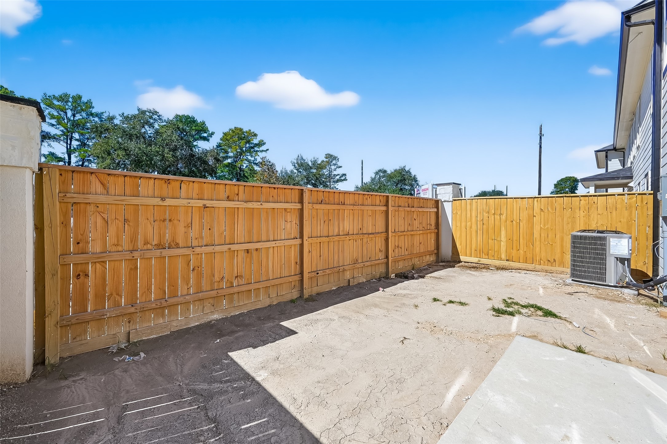12315 New Jordan Lane Property Photo 40