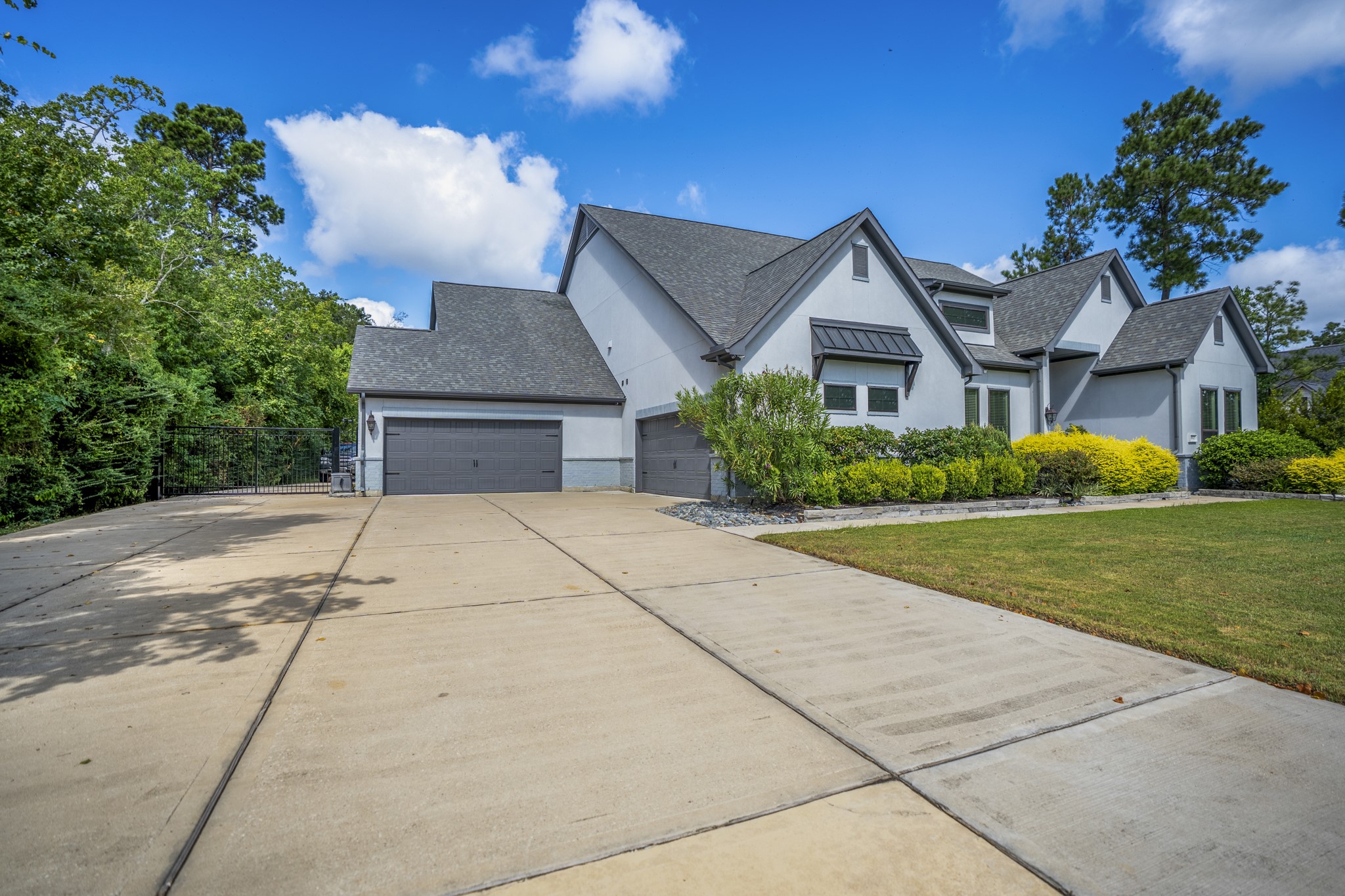 30943 Spring Lake Blvd Property Photo
