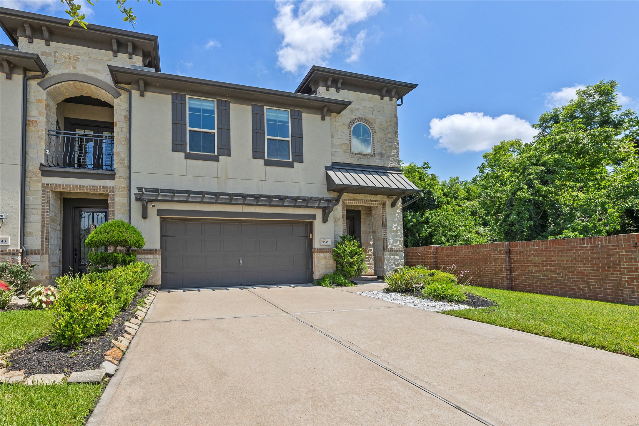 9547 Scanlan Heights Lane Property Photo 10