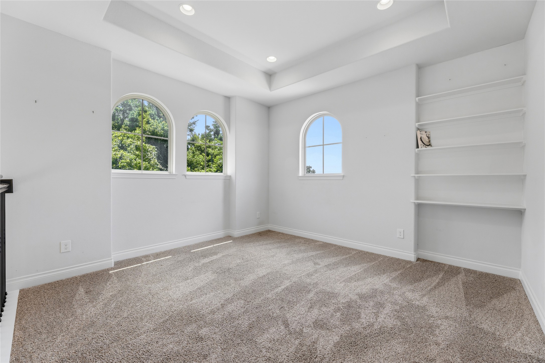 9547 Scanlan Heights Lane Property Photo 16