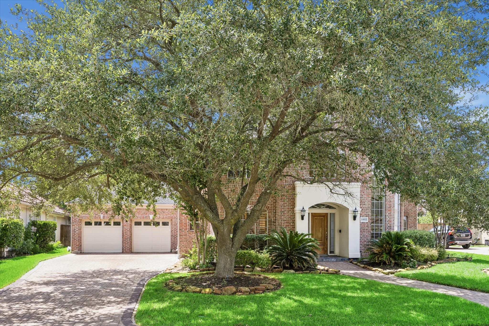14022 Barnhart Boulevard Property Photo 4
