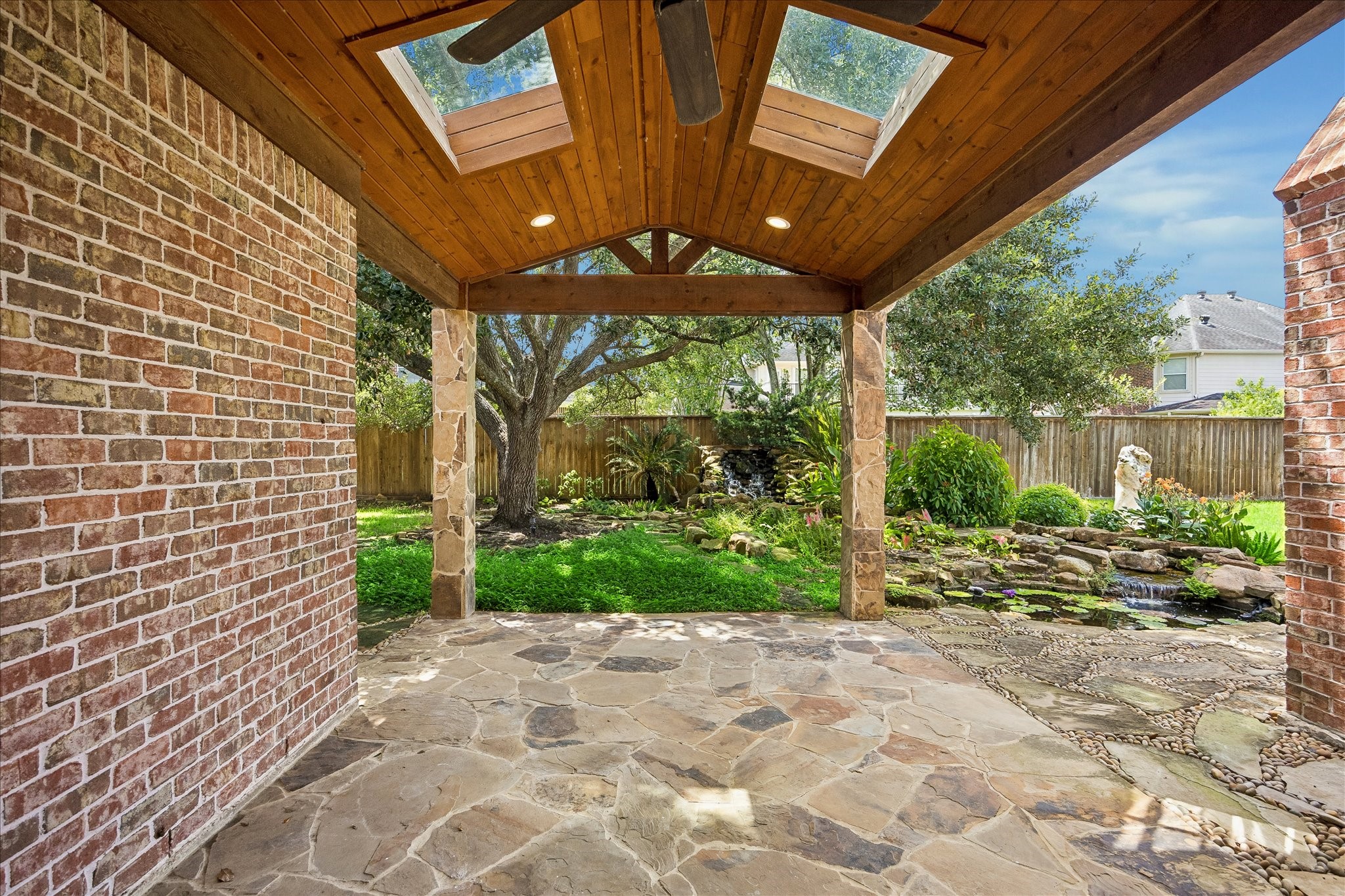 14022 Barnhart Boulevard Property Photo 23