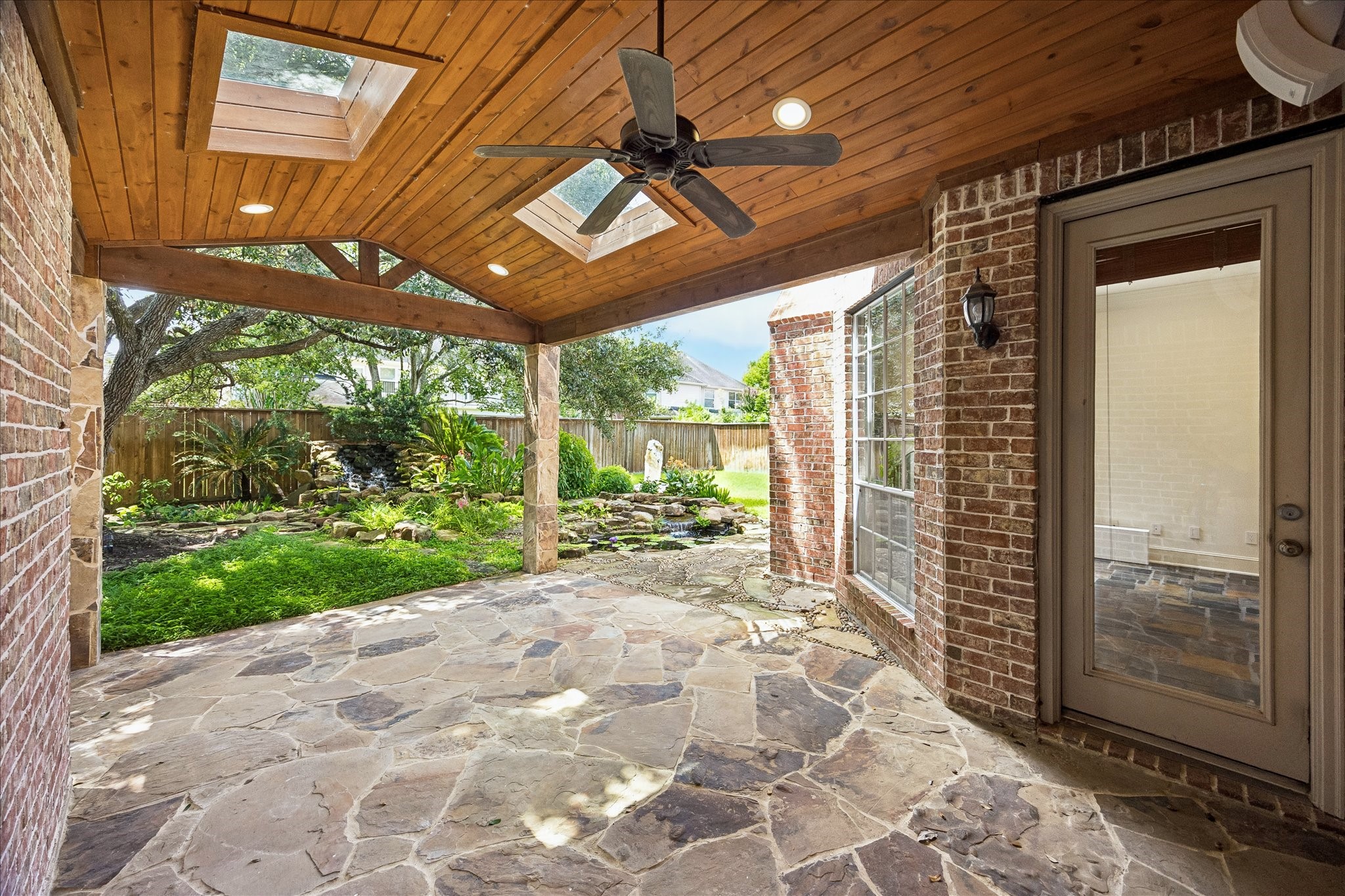 14022 Barnhart Boulevard Property Photo 24