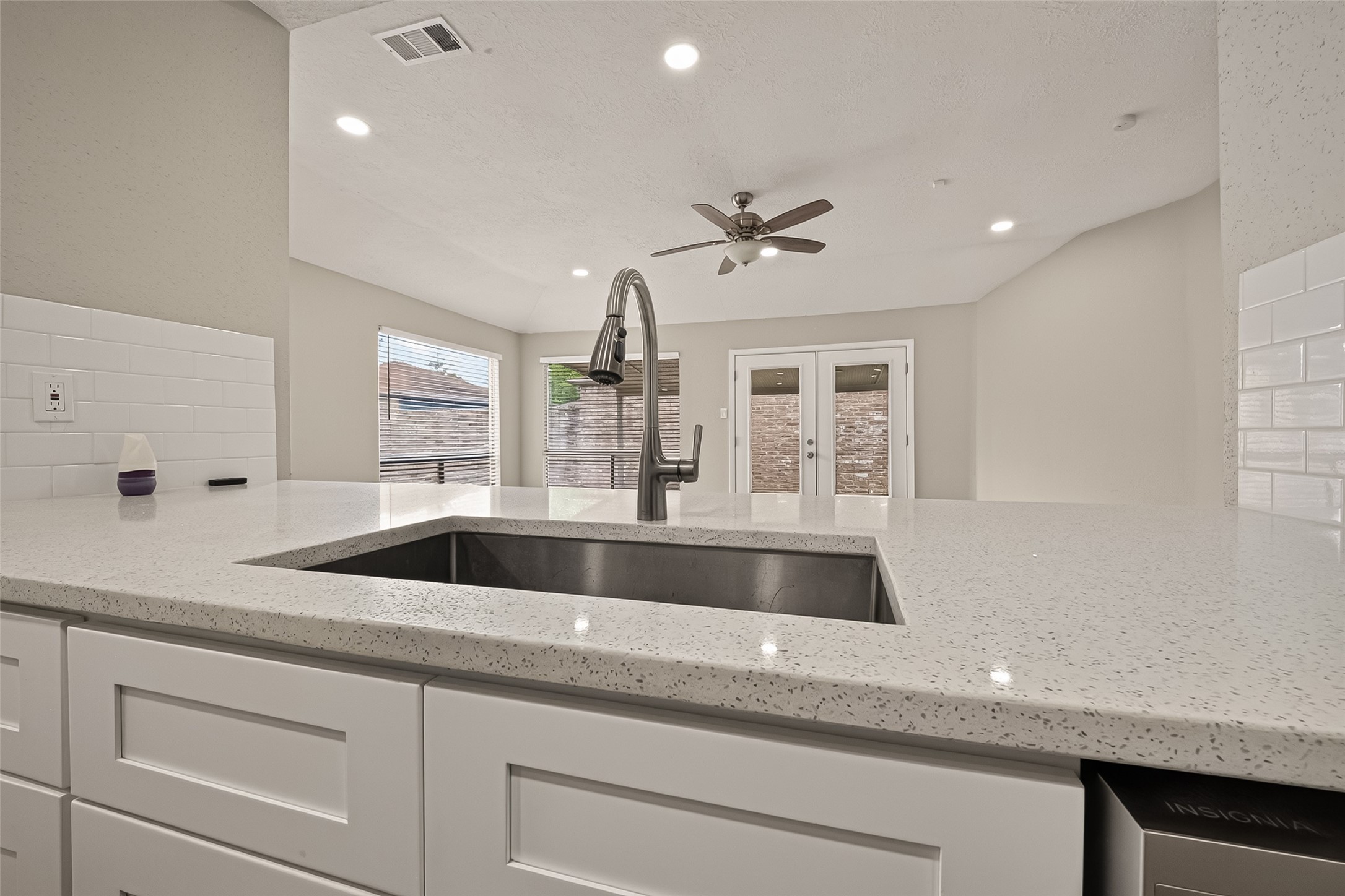 10914 Berry Tree Drive Property Photo 17